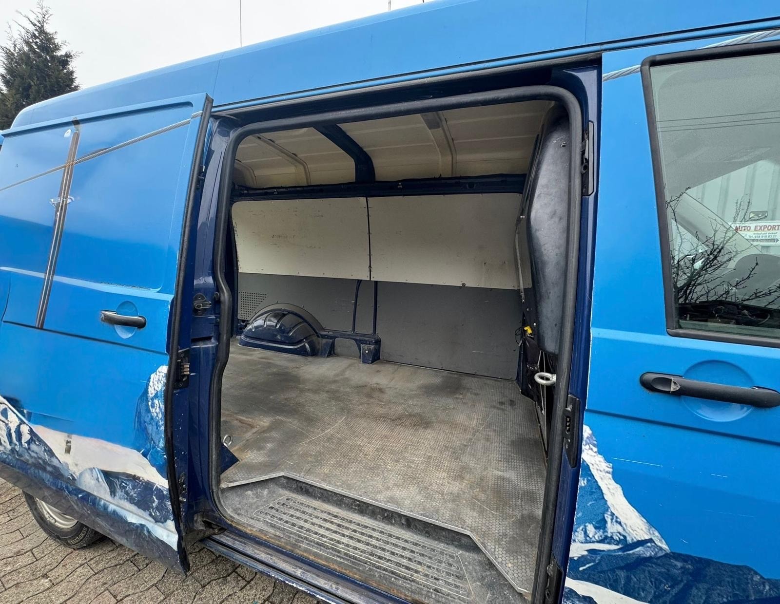 VW T5 2.5 TDI PD 4MOTION-image-11