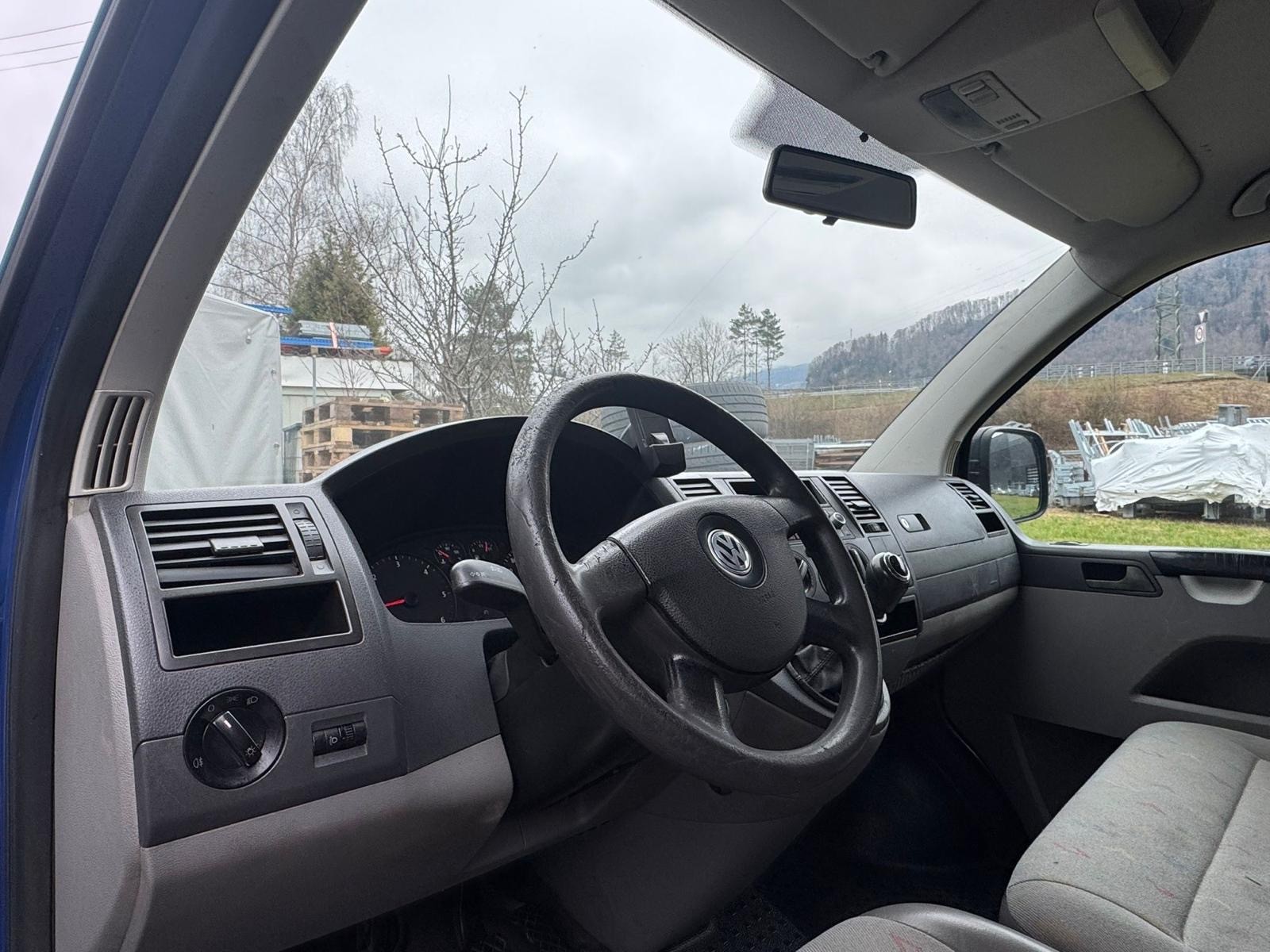 VW T5 2.5 TDI PD 4MOTION-image-10