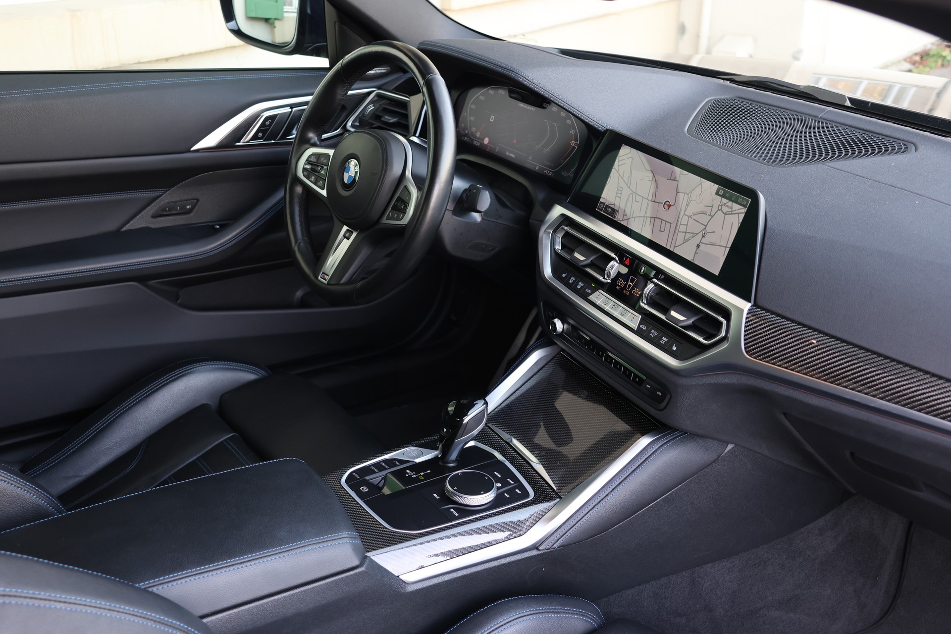 BMW M440i xDrive 48V Coupé Steptronic (CH)-image-8