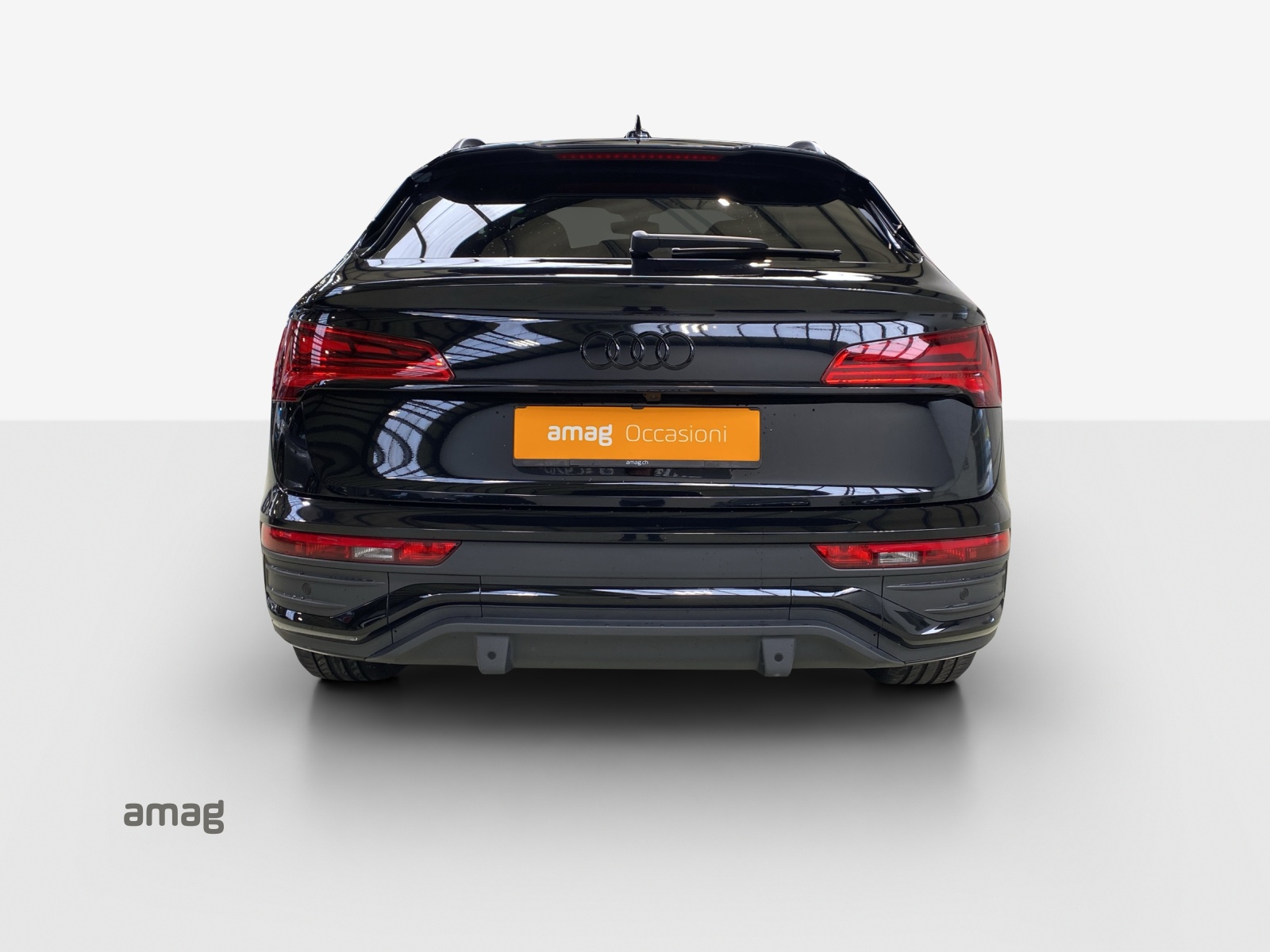 AUDI Q5 Sportback 40 TDI Blackedition quattro S-tronic-image-3