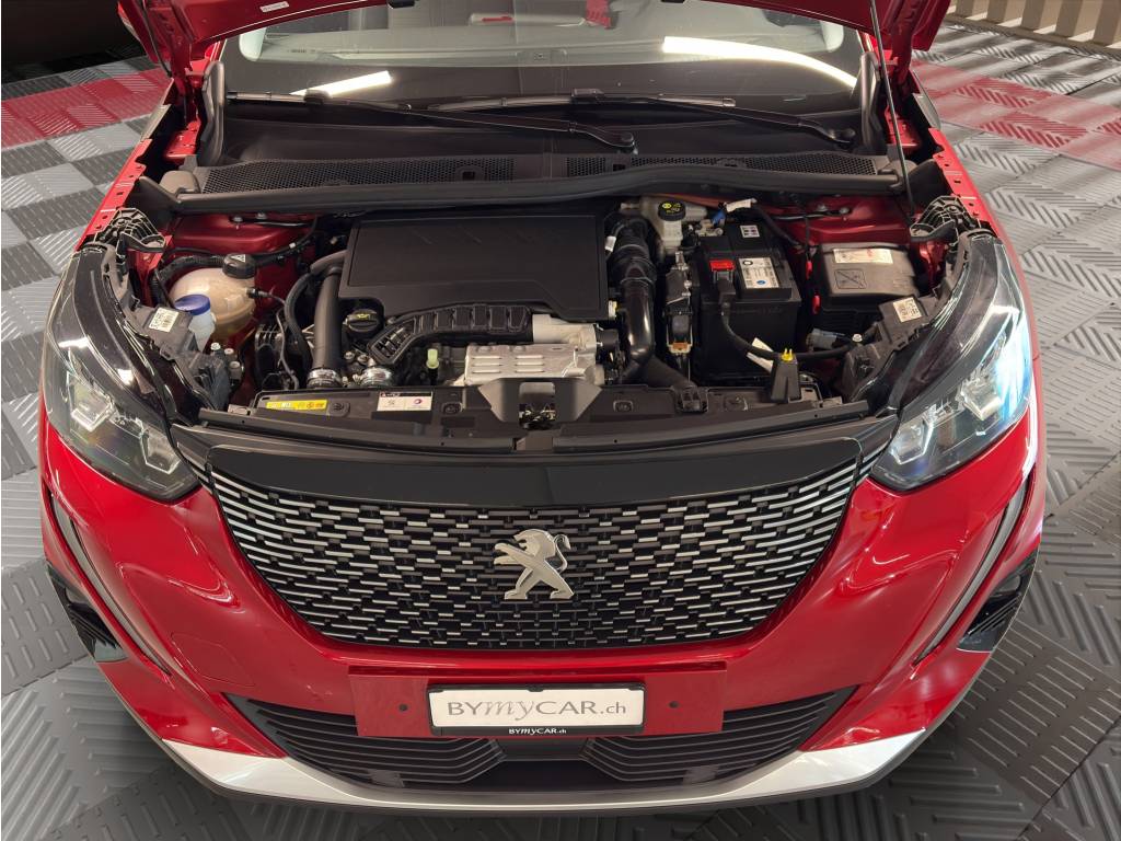 PEUGEOT 2008 1.2 PureTech Allure Pack EAT8-image-10