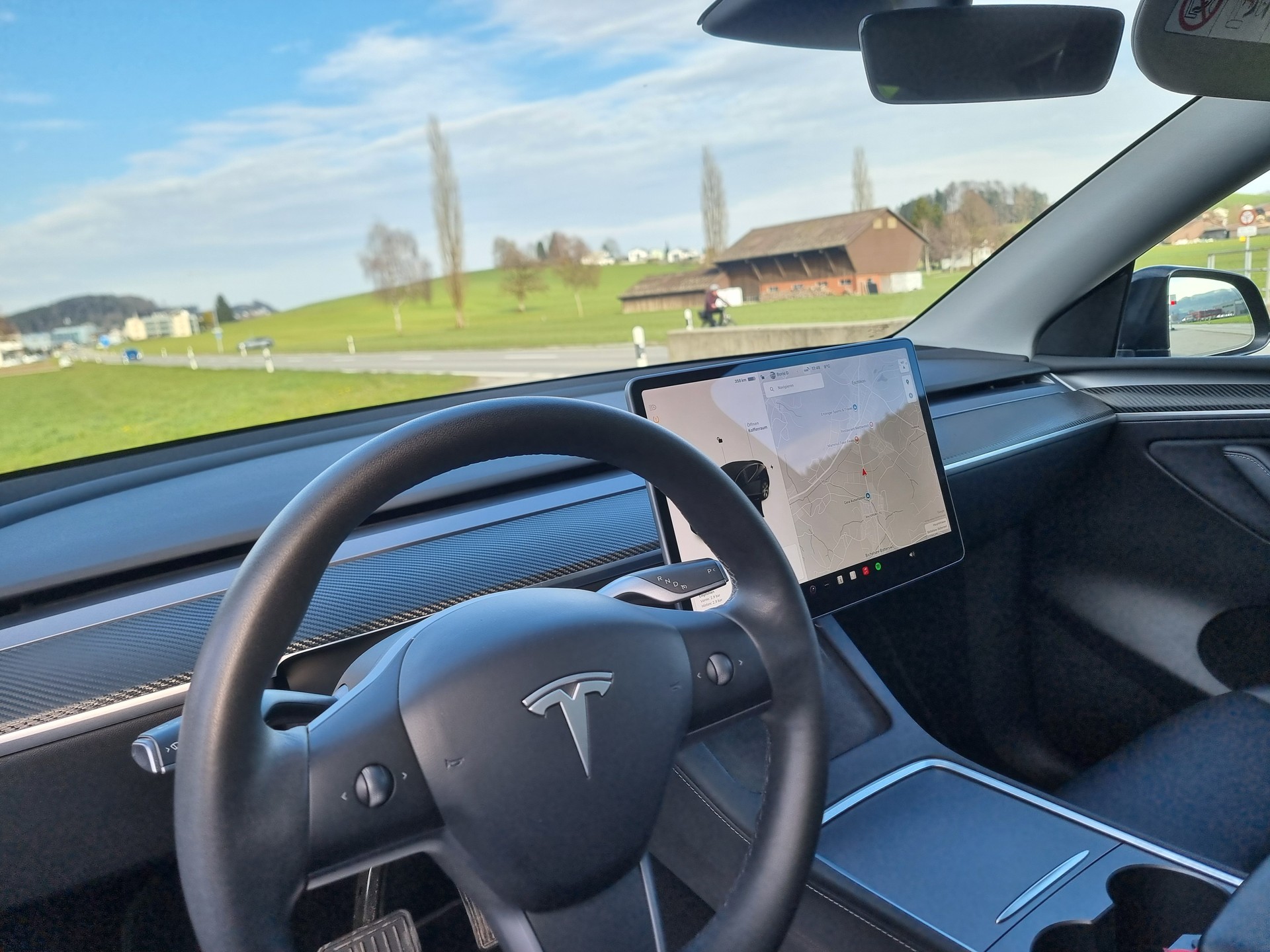 TESLA Model Y Long Range-image-7