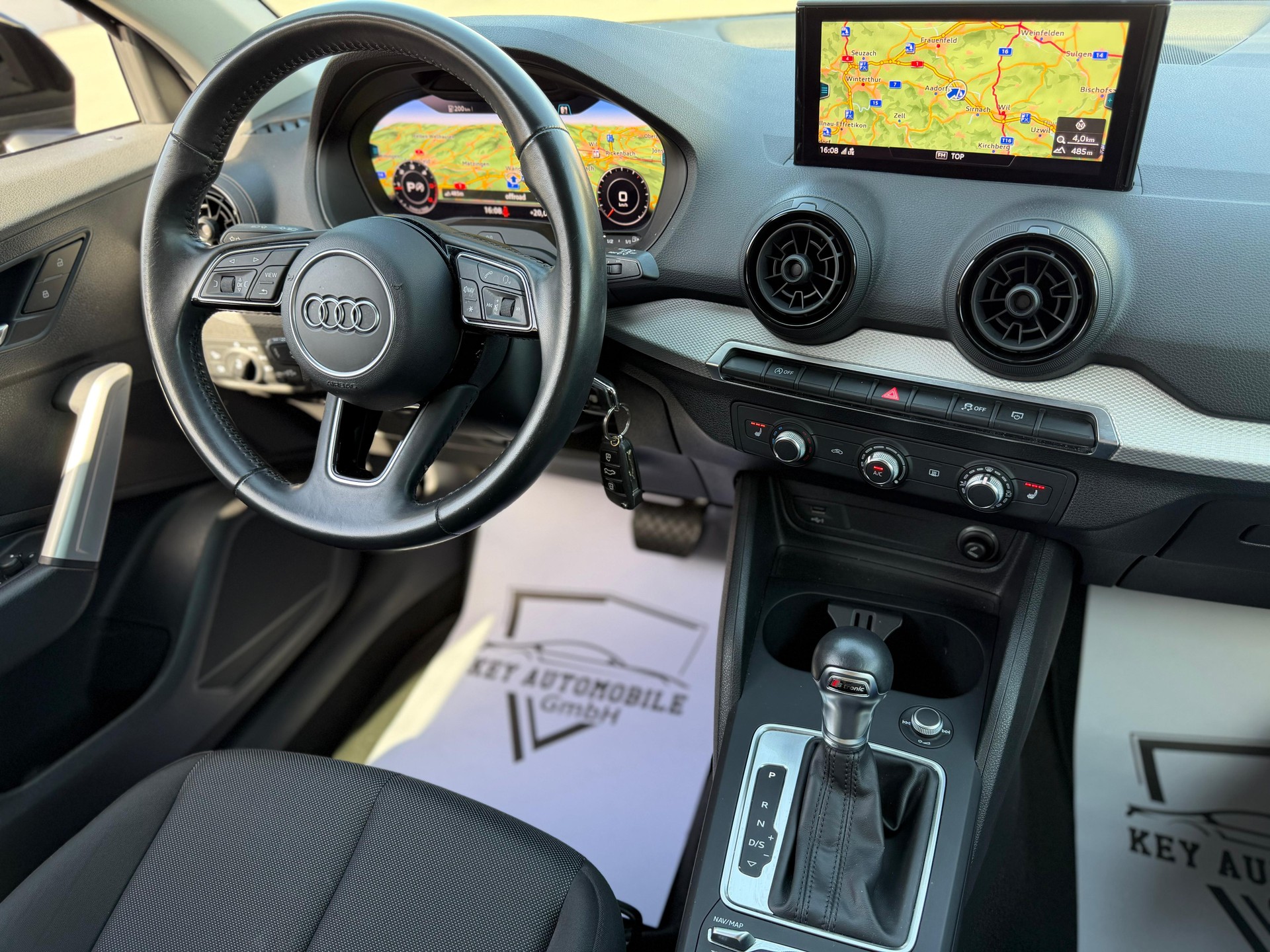 AUDI Q2 2.0 TDI quattro S-tronic-image-8