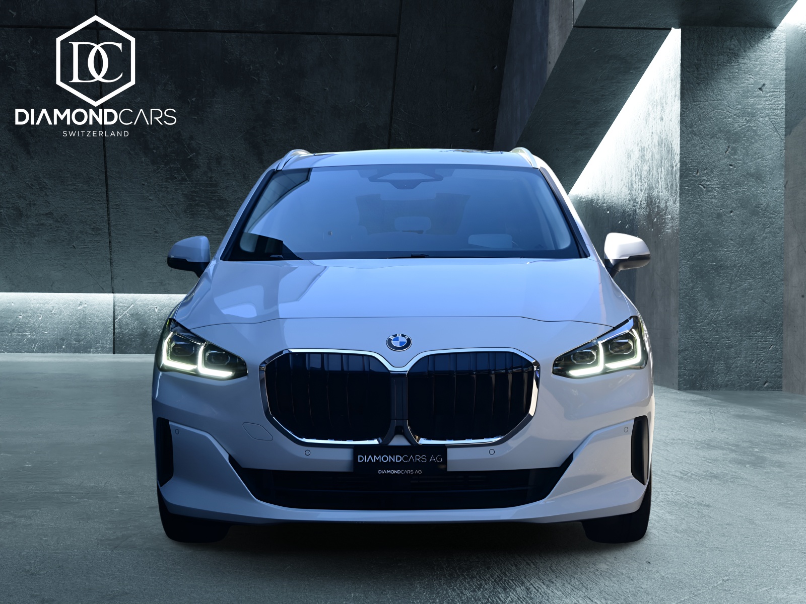 BMW 223d xDrive Active Tourer *AHK*HUD*Pano*8-fach*-showroom-element-1