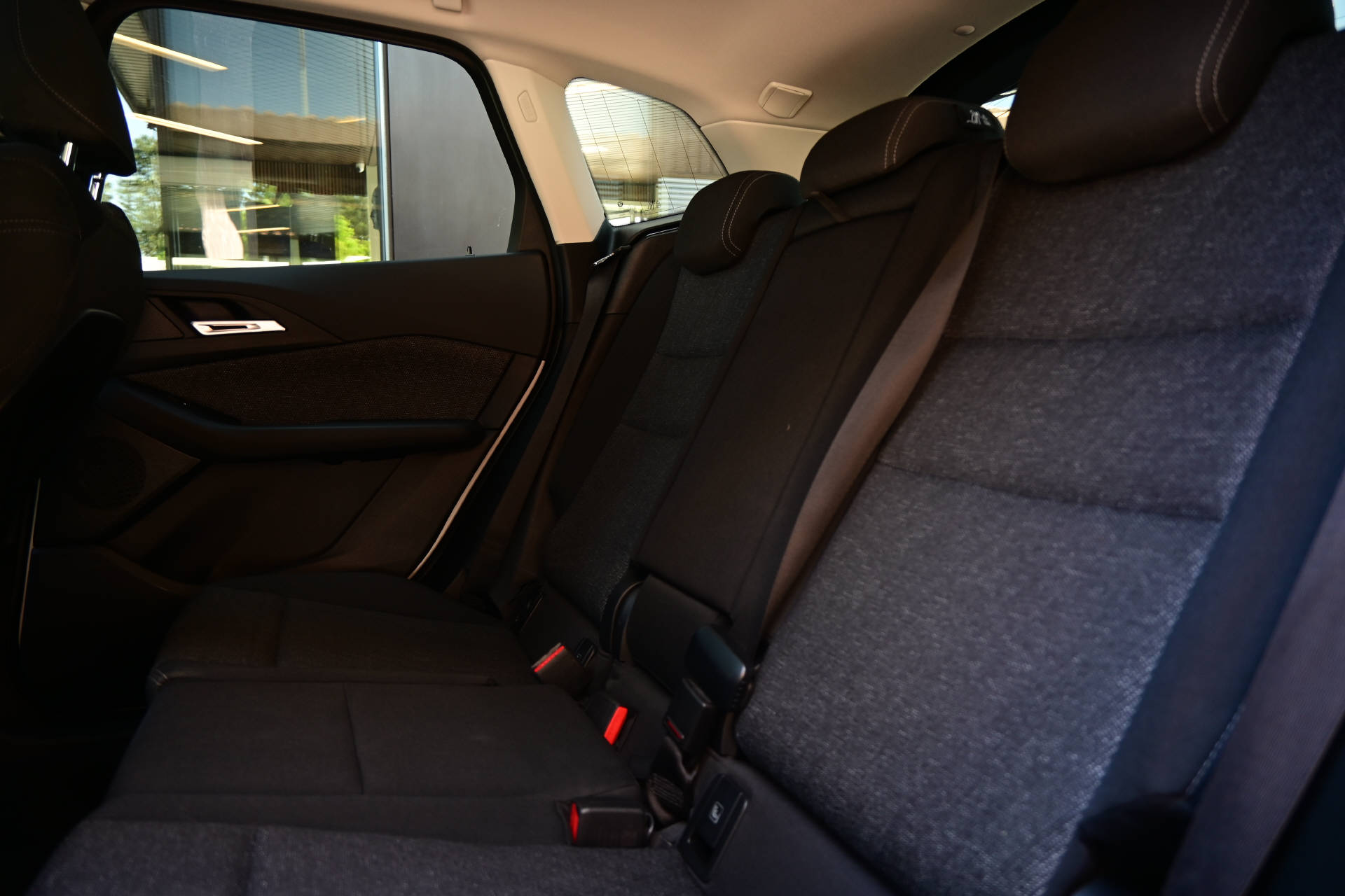 BMW 223d xDrive Active Tourer *AHK*HUD*Pano*8-fach*-image-13