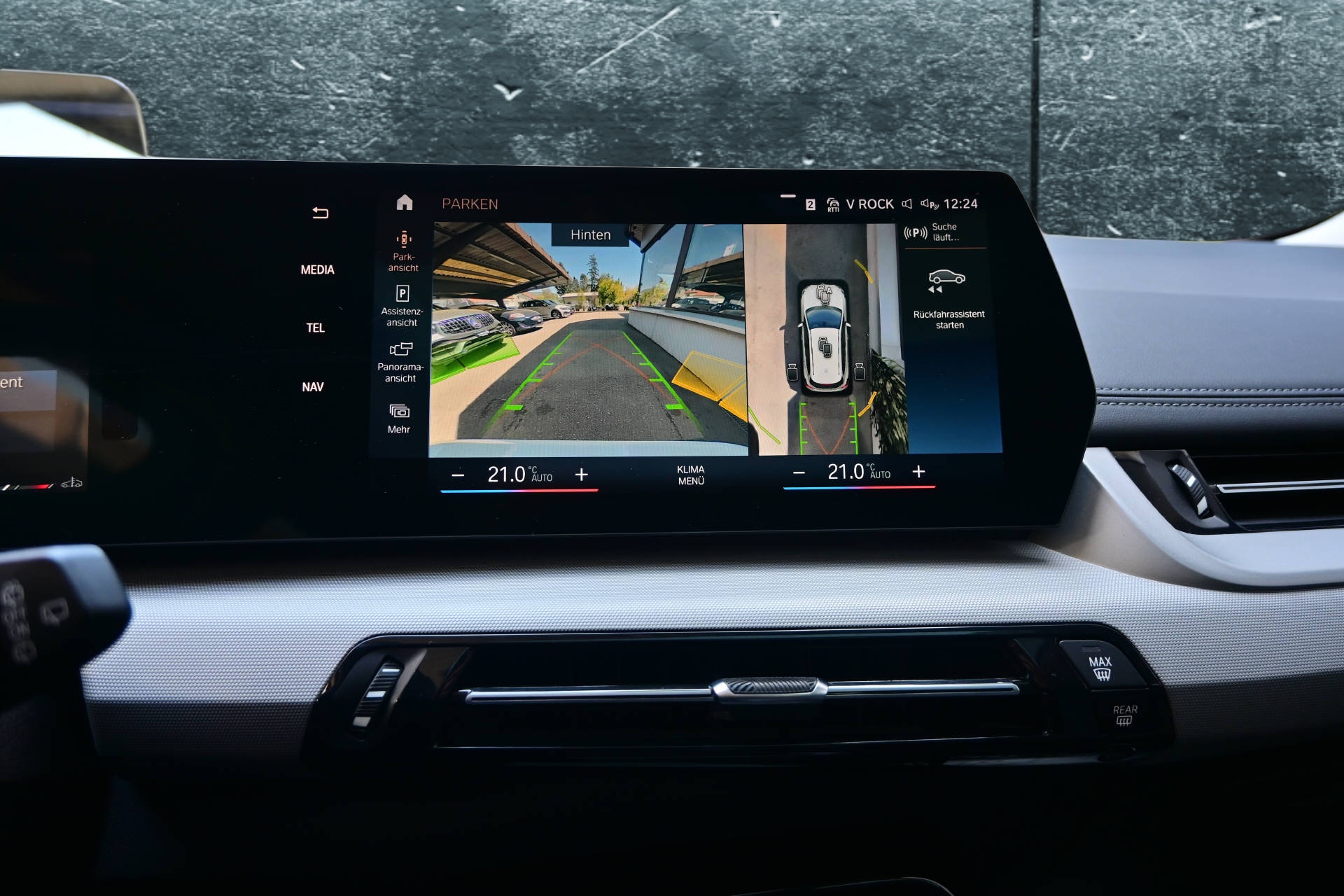 BMW 223d xDrive Active Tourer *AHK*HUD*Pano*8-fach*-image-15