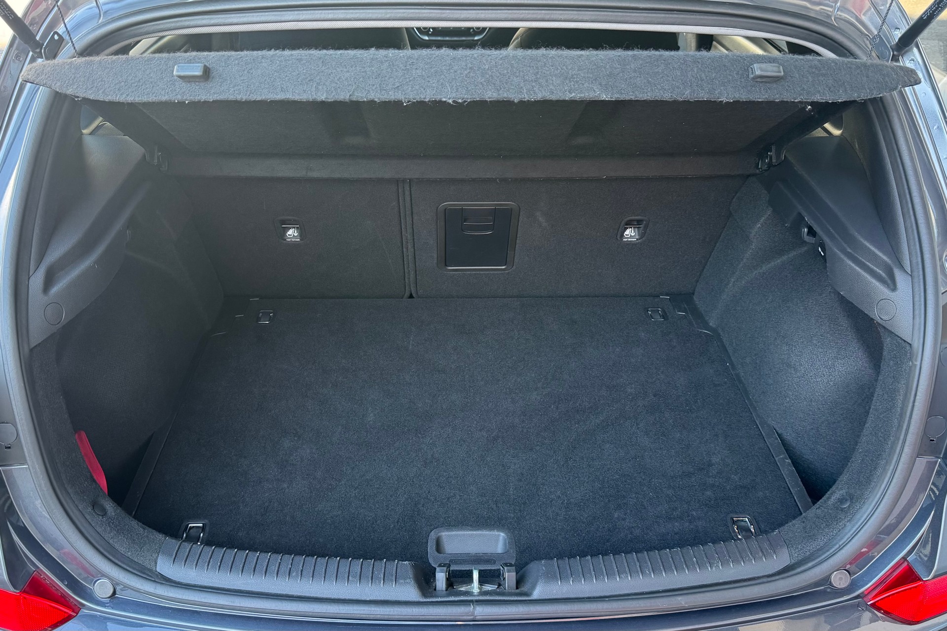 HYUNDAI i30 1.4 T-GDI Origo DCT-image-9
