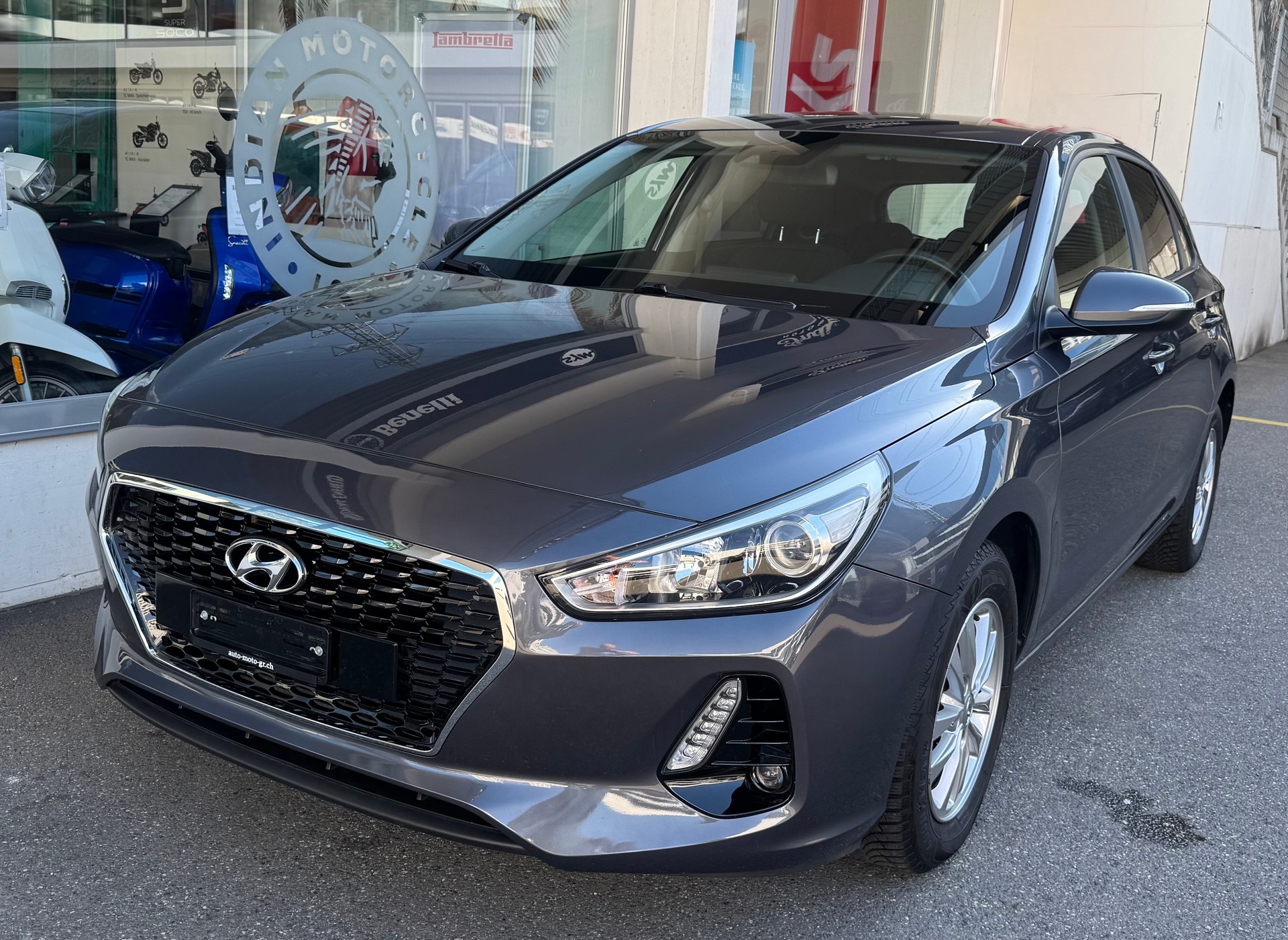 HYUNDAI i30 1.4 T-GDI Origo DCT-image-5