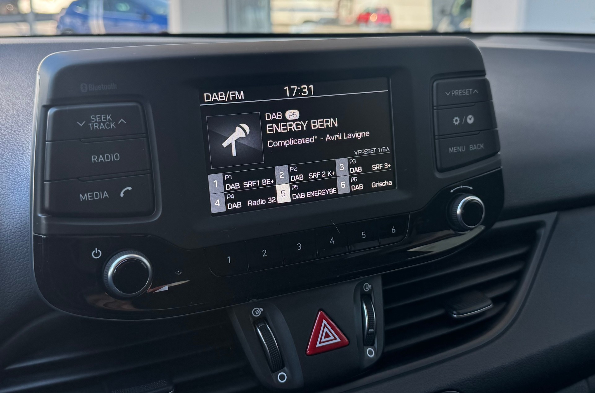 HYUNDAI i30 1.4 T-GDI Origo DCT-image-15