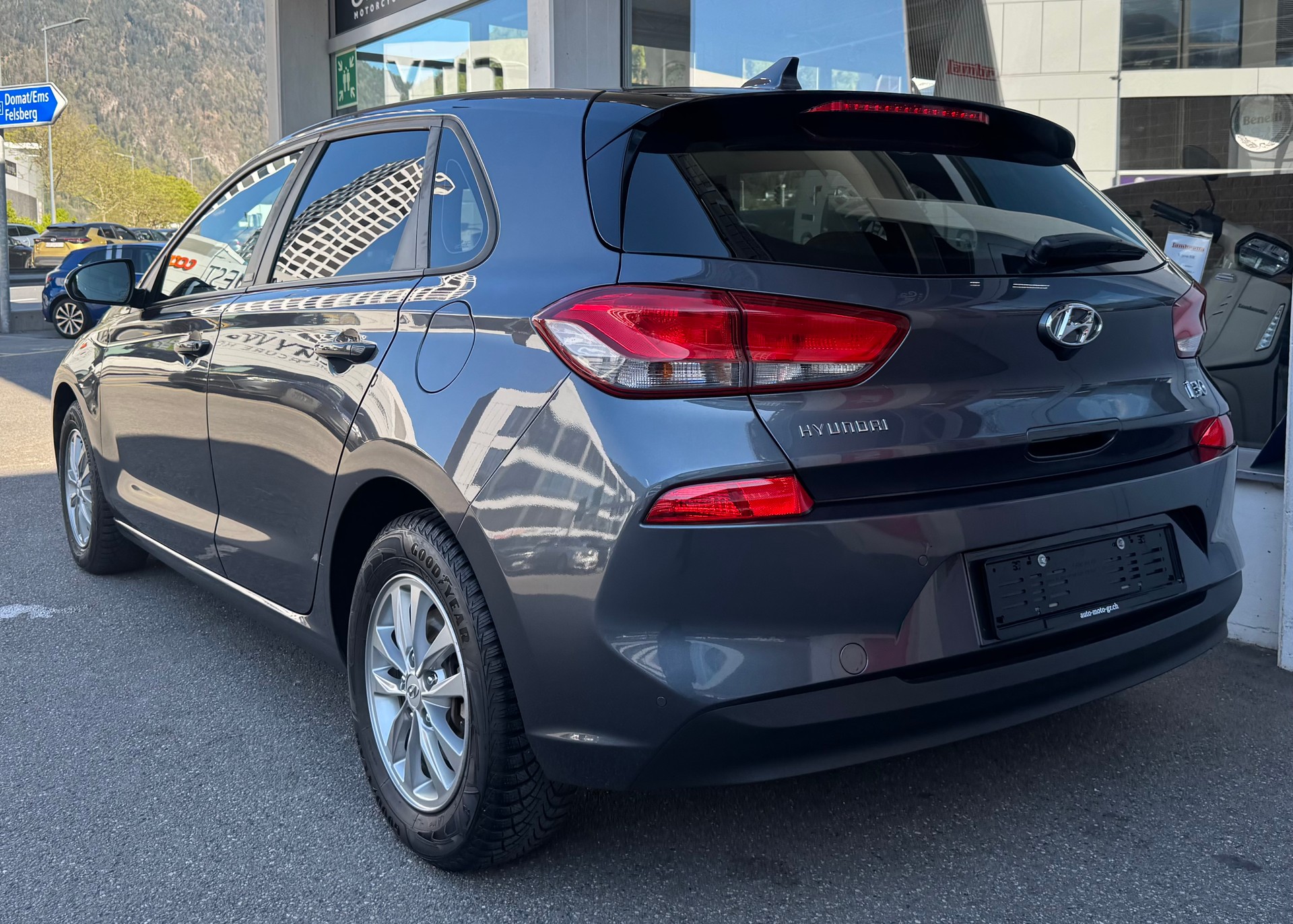 HYUNDAI i30 1.4 T-GDI Origo DCT-image-3
