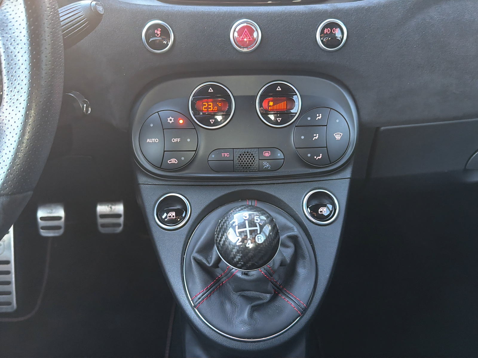FIAT 695 Abarth 1.4 T-Jet 180 Esseesse-image-16