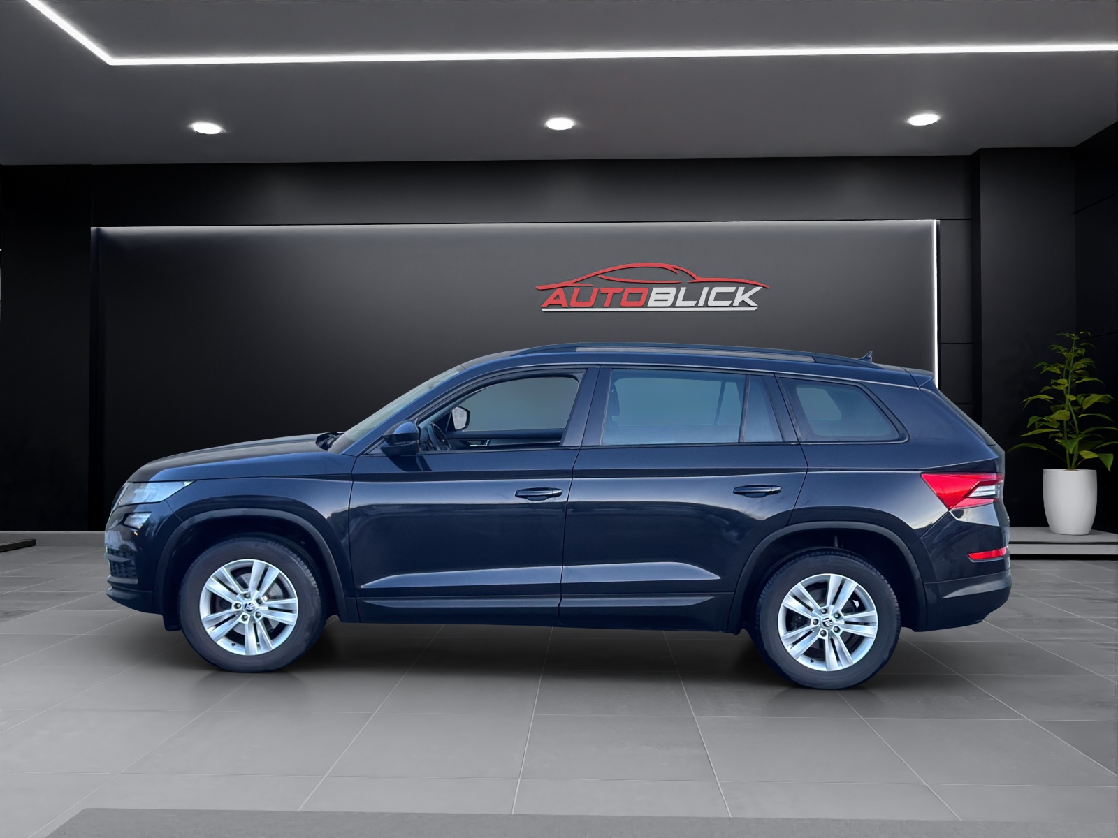 SKODA Kodiaq 2.0 TDI 7-Plätzer 2.0-Diesel- 150-PS * Sparsam 4X4 ALLRAD Automat . * Frisch ab MFK * Frisch ab Service.-image-4