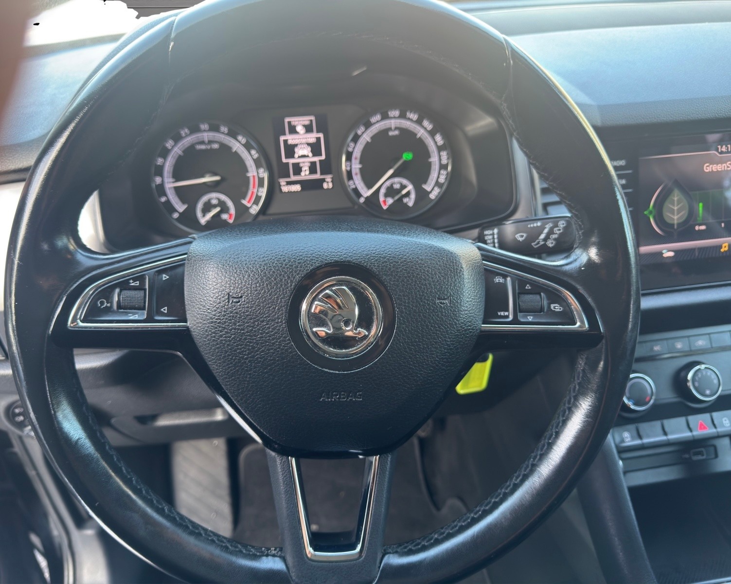 SKODA Kodiaq 2.0 TDI 7-Plätzer 2.0-Diesel- 150-PS * Sparsam 4X4 ALLRAD Automat . * Frisch ab MFK * Frisch ab Service.-image-17