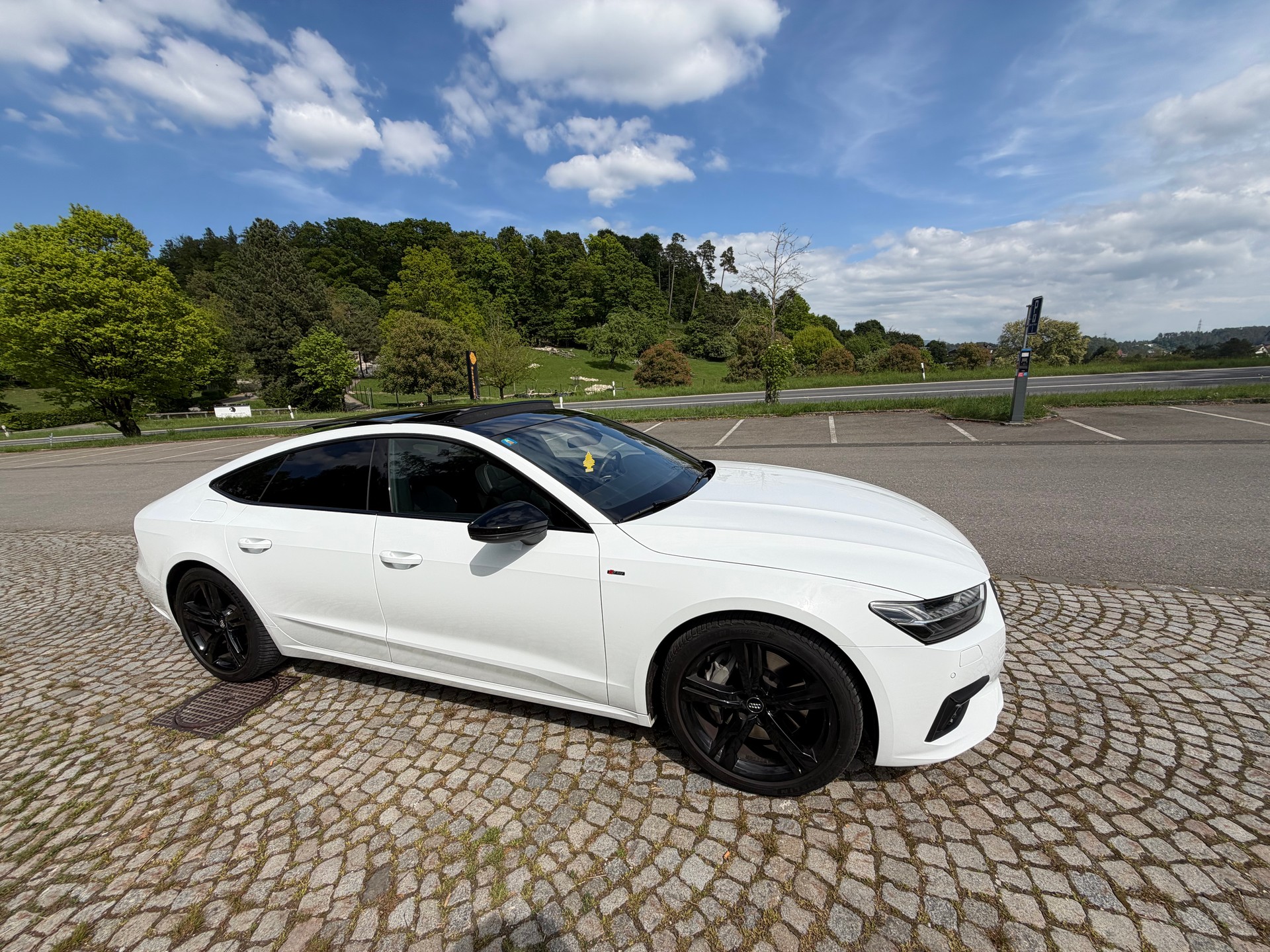 AUDI A7 Sportback 55 TFSI quattro S-tronic-image-4