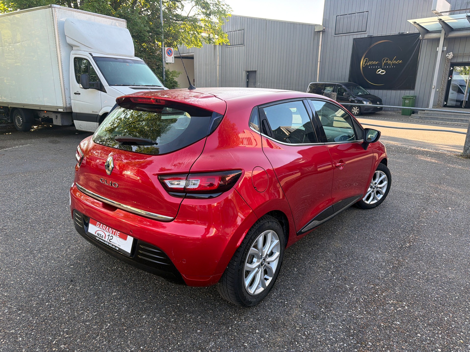 RENAULT Clio 0.9 12V Intens* Gr. Navi * Teil-Leder * LED * Klima * Tempomat * PDC V&H * RF-Kamera * Frisch Ab MFK-image-4