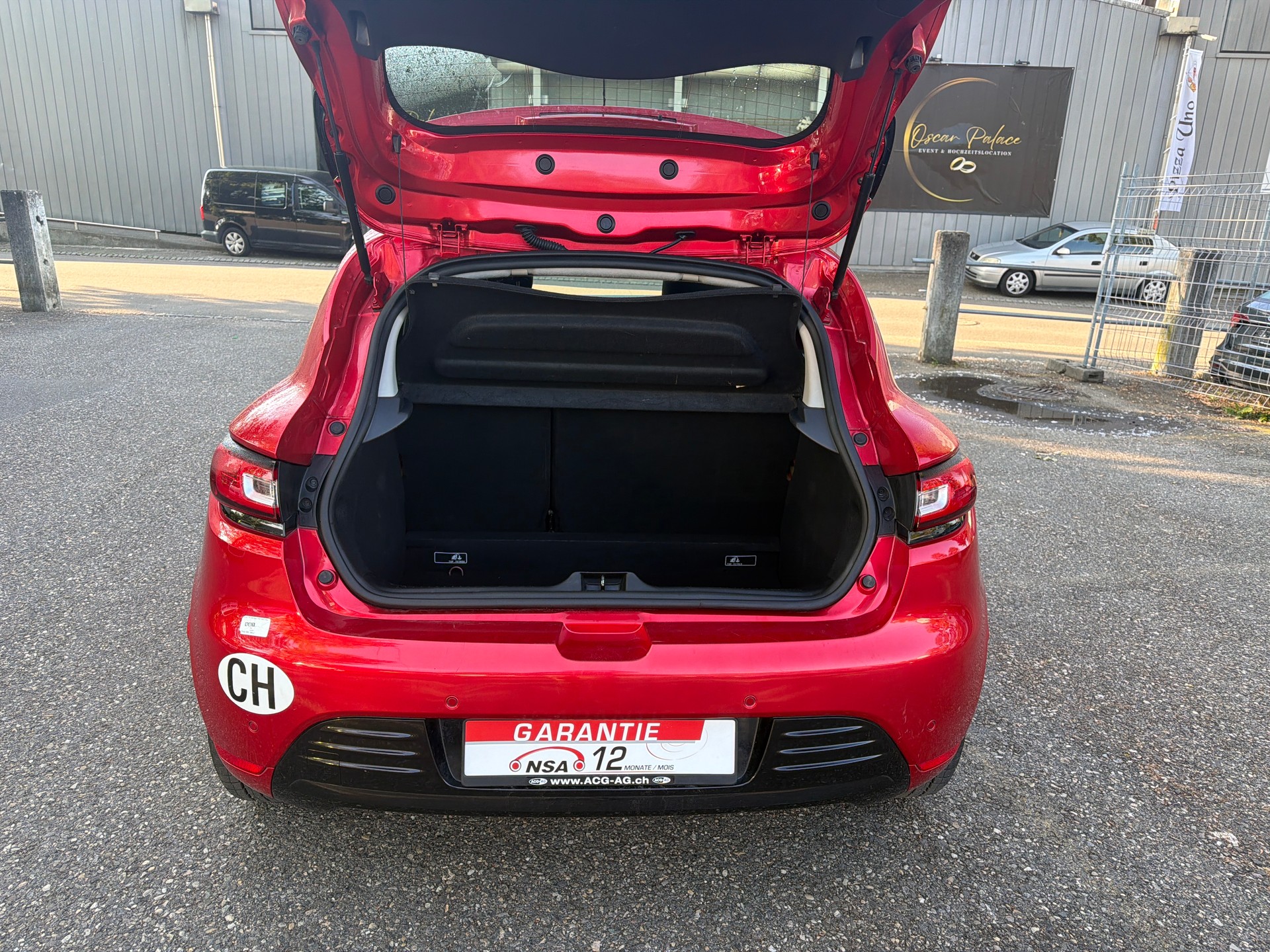 RENAULT Clio 0.9 12V Intens* Gr. Navi * Teil-Leder * LED * Klima * Tempomat * PDC V&H * RF-Kamera * Frisch Ab MFK-image-13