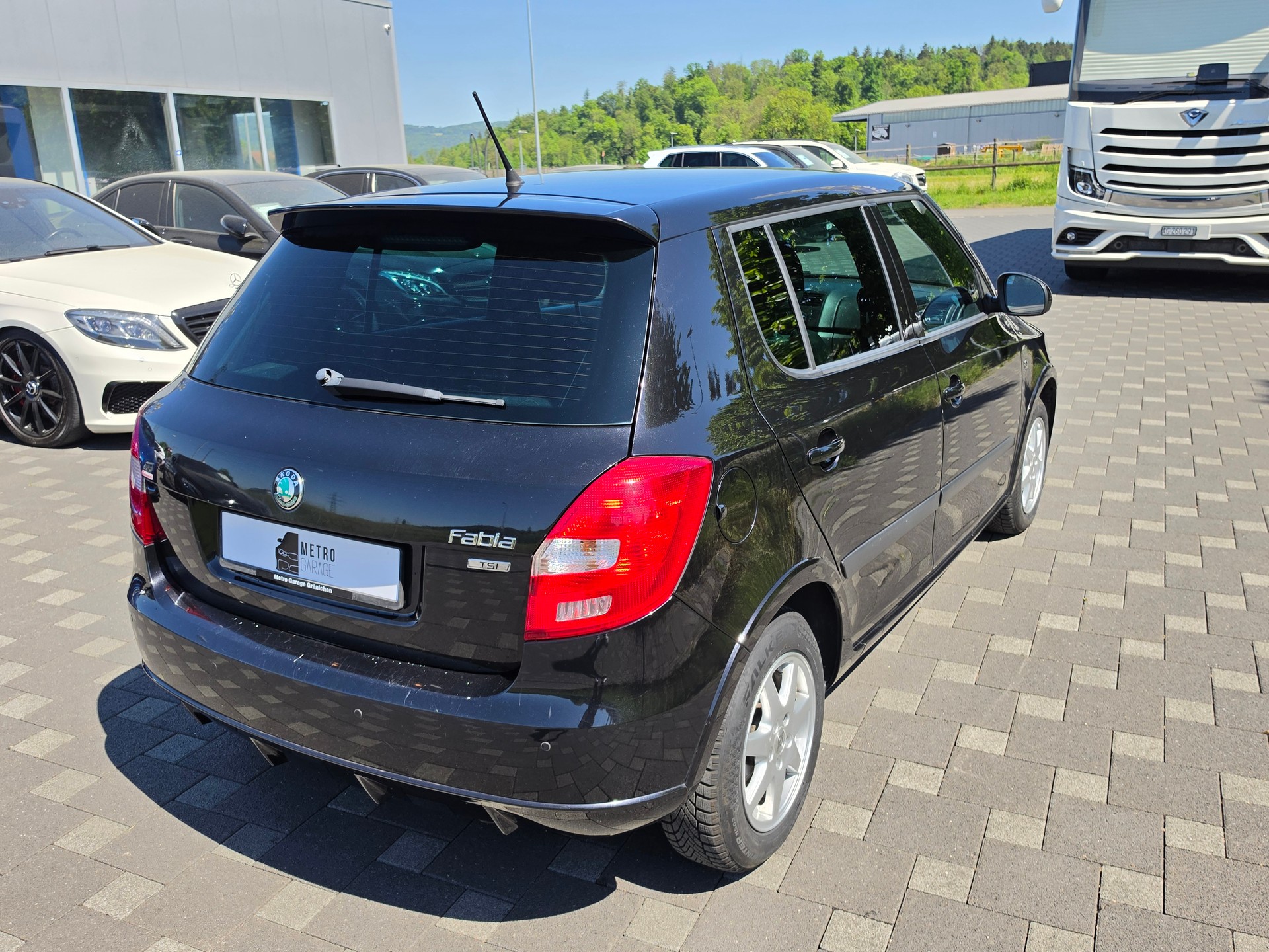 SKODA Fabia 1.2 TSI Monte Carlo-image-4