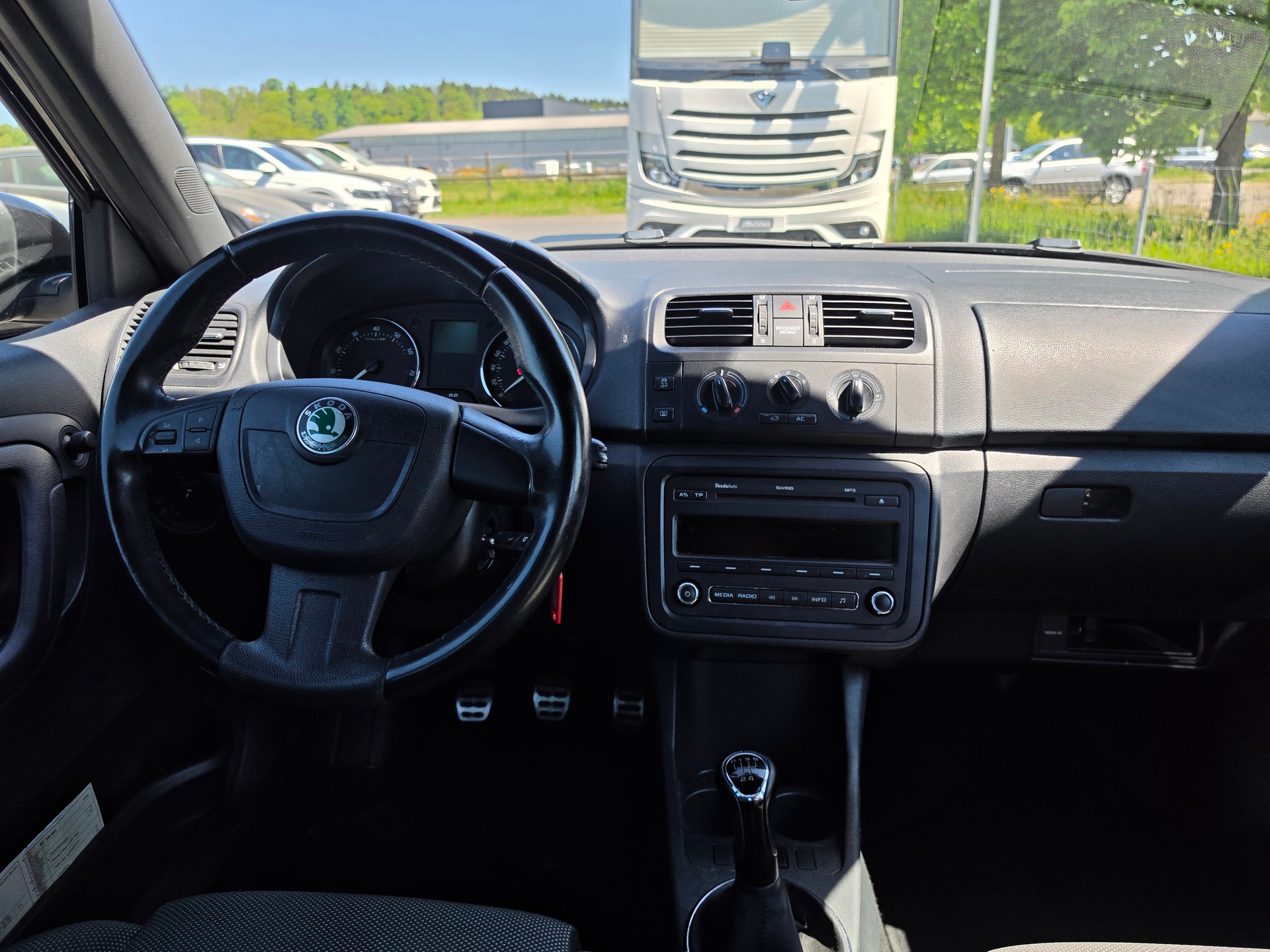 SKODA Fabia 1.2 TSI Monte Carlo-image-15