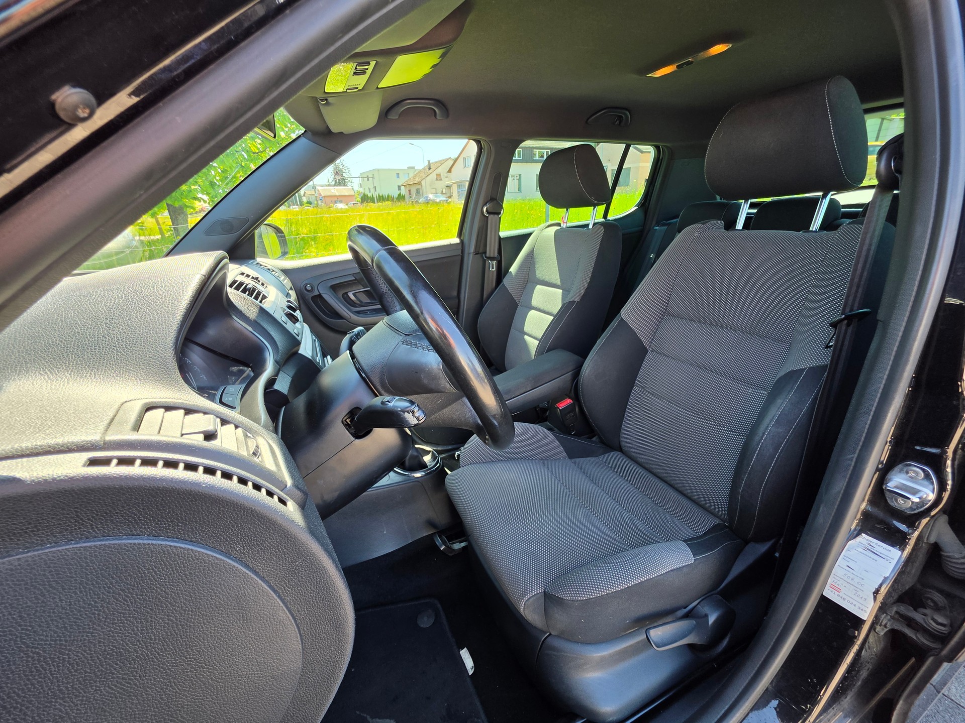 SKODA Fabia 1.2 TSI Monte Carlo-image-12