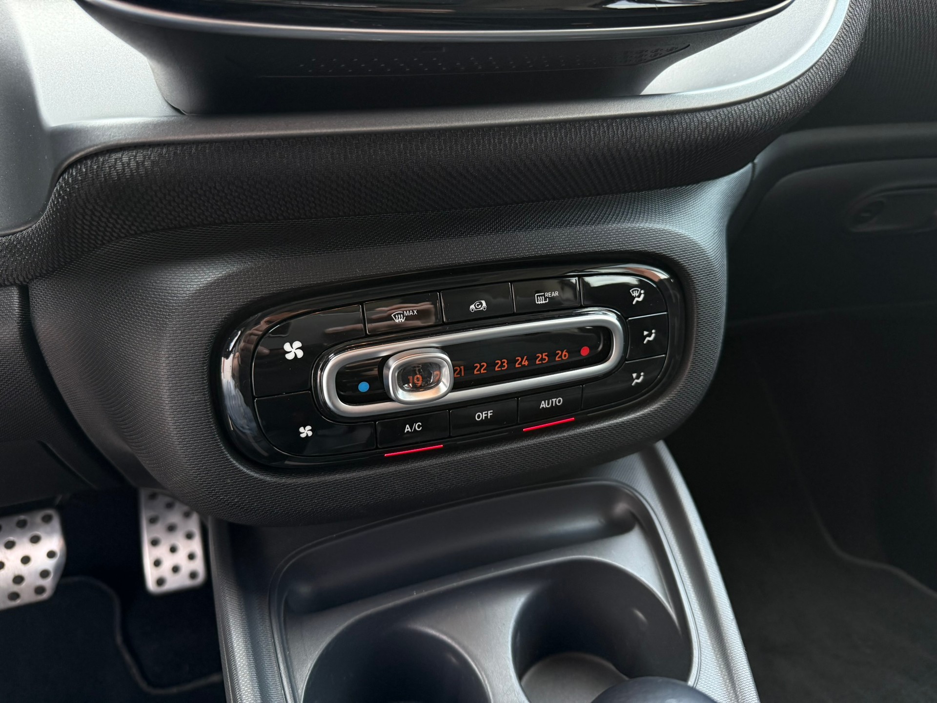 SMART fortwo prime twinmatic-image-15