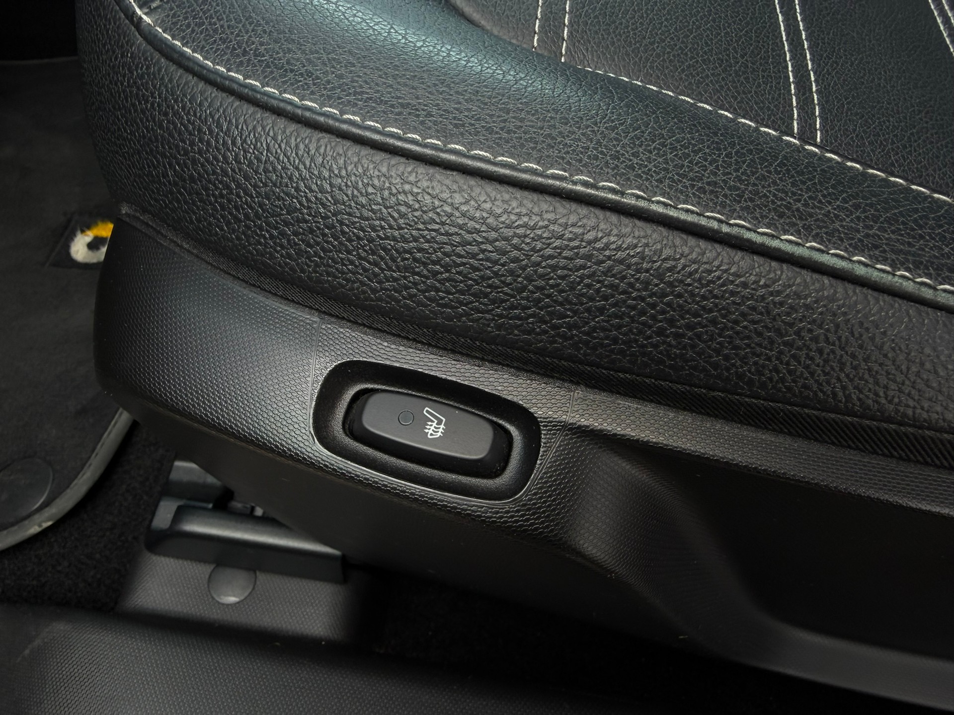 SMART fortwo prime twinmatic-image-16