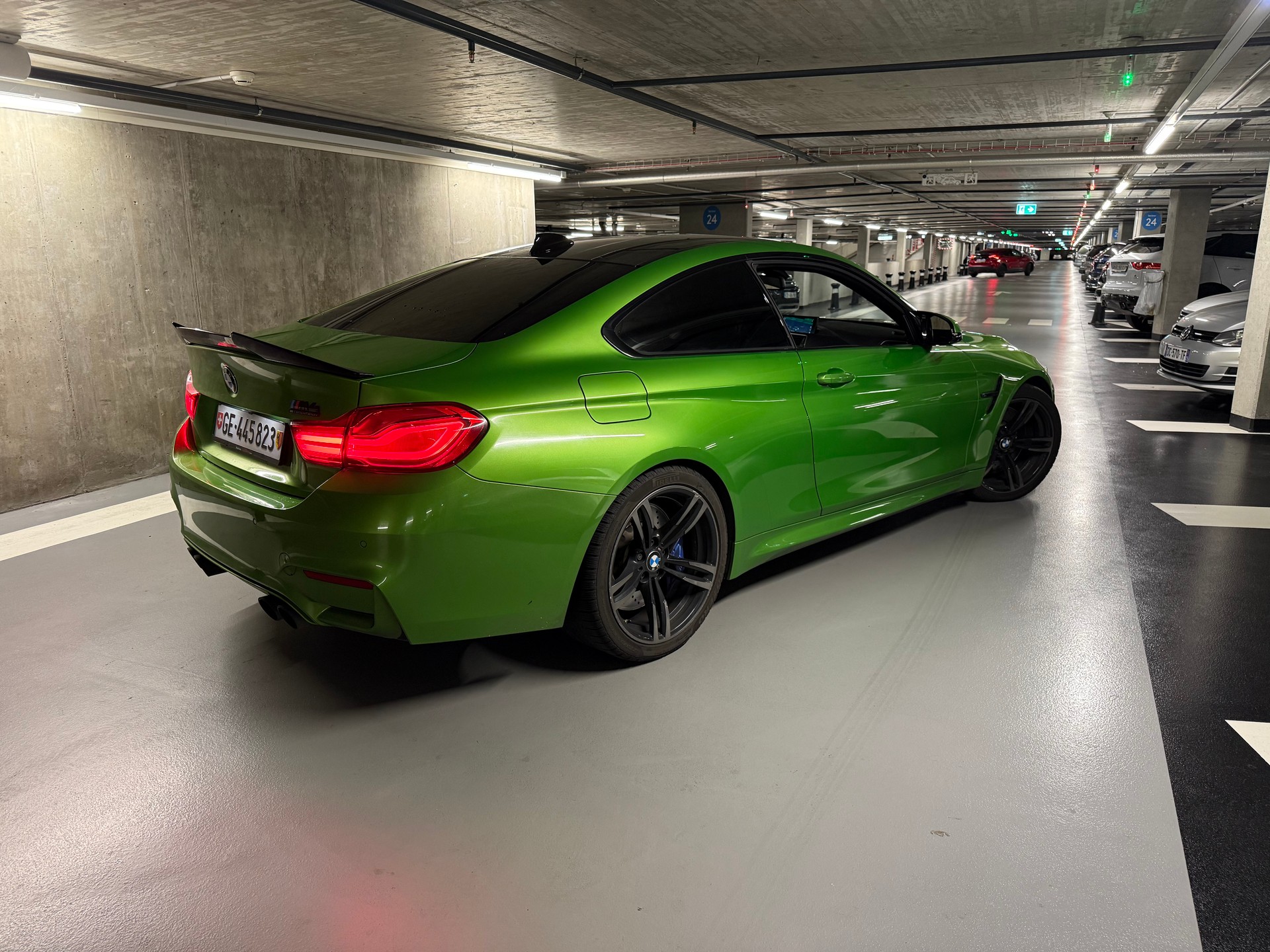 BMW M4 Competition-image-2