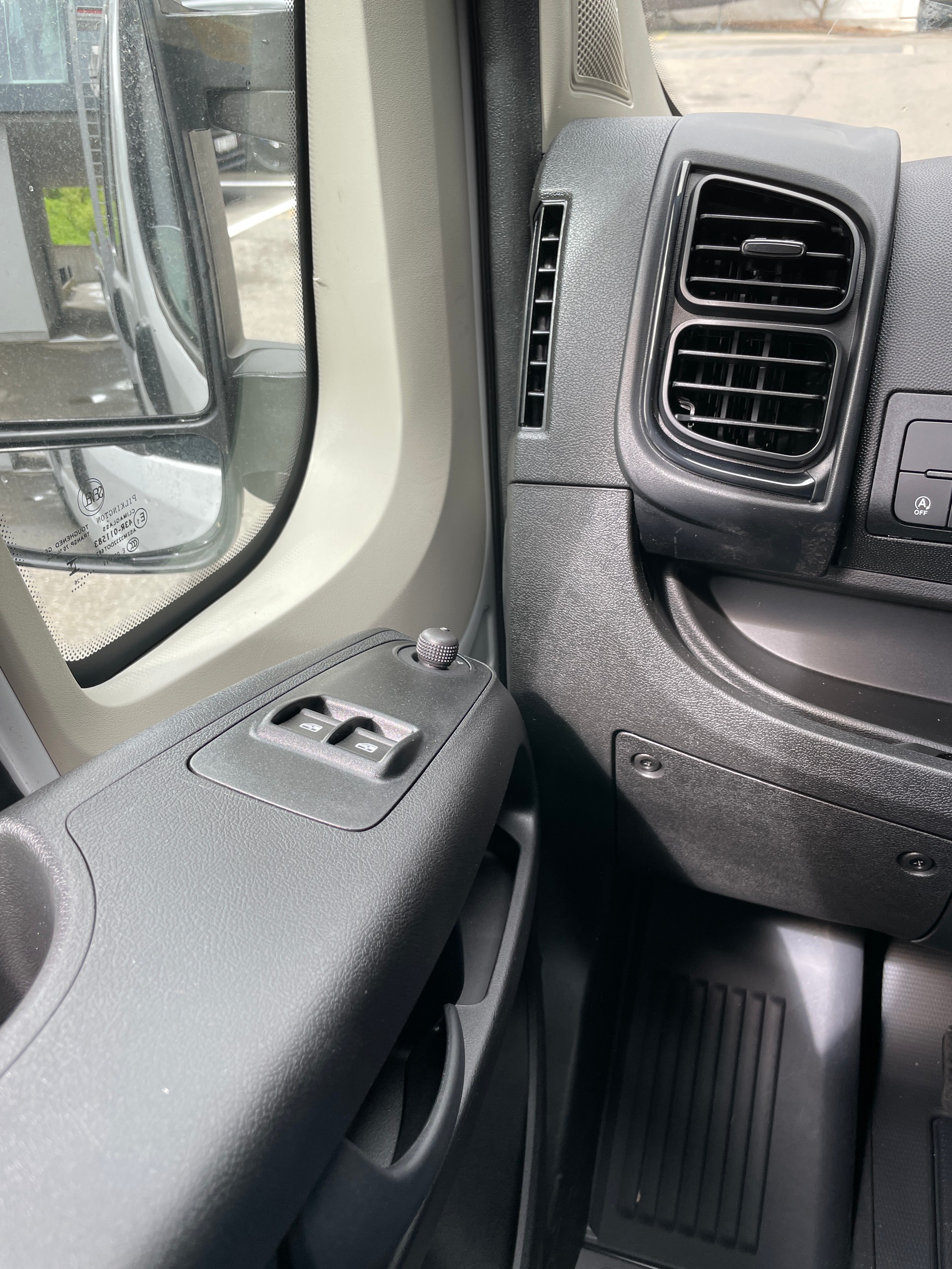 FIAT Ducato 35 L3 Maxi Doka Dreiseiten-Kipper mit AHK-image-14
