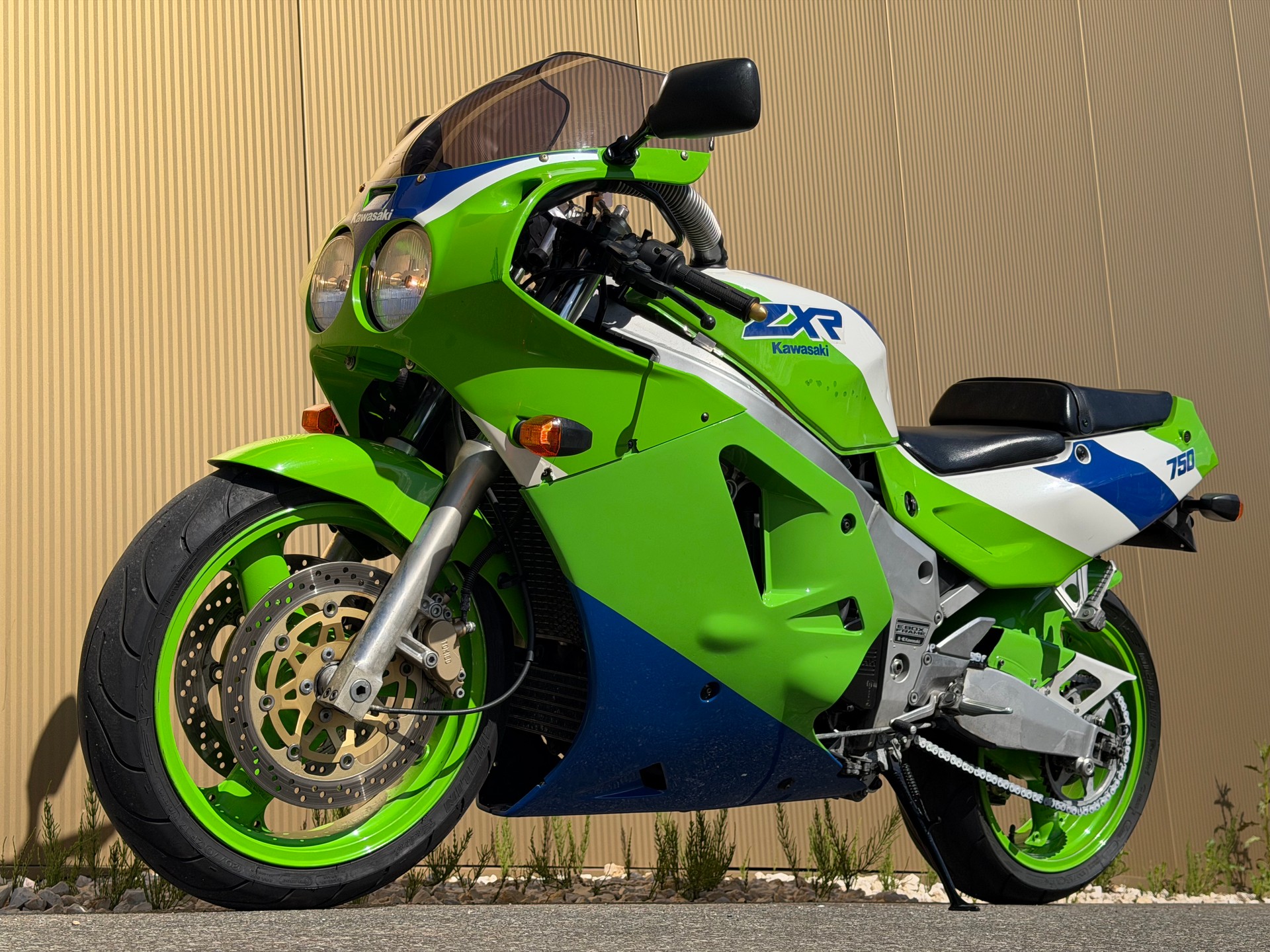 KAWASAKI ZXR-750-image-9