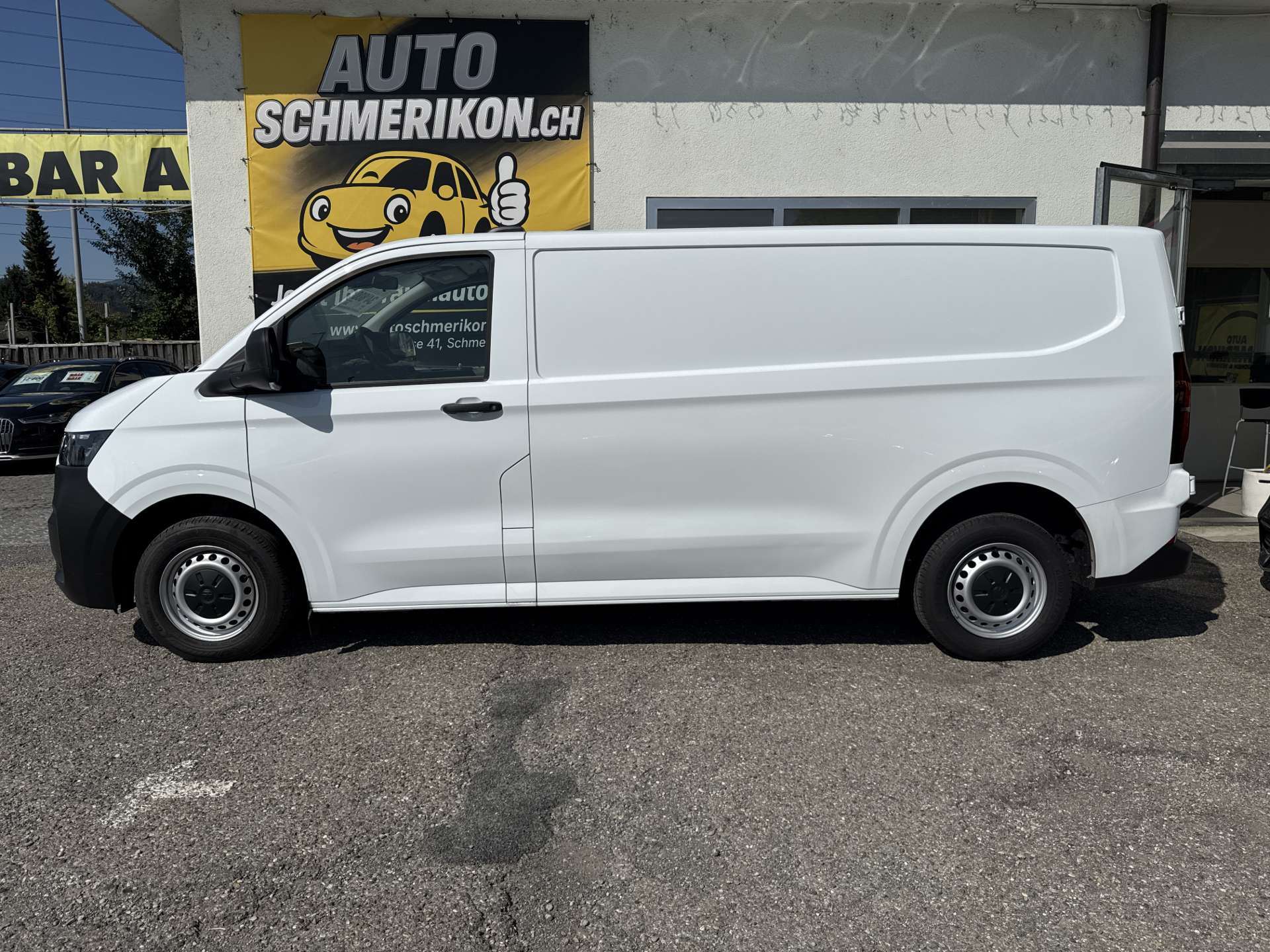 VW Transporter 2.0 TDi Lang DSG-Automat-image-4