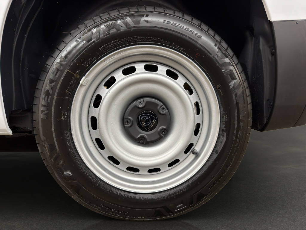 PEUGEOT Partner Kaw. 650 Standard 1.5 BlueHDI 100 S/S-image-4