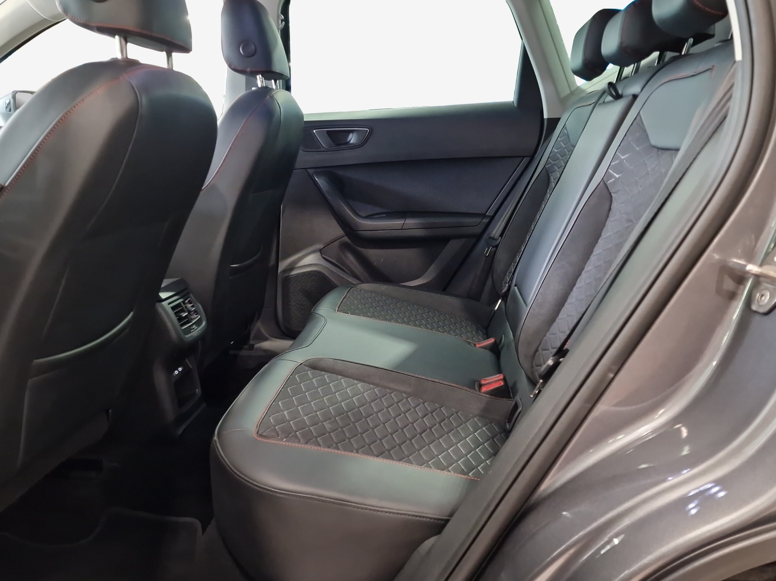 SEAT Ateca 1.5 TSI EVO DSG FR-image-11