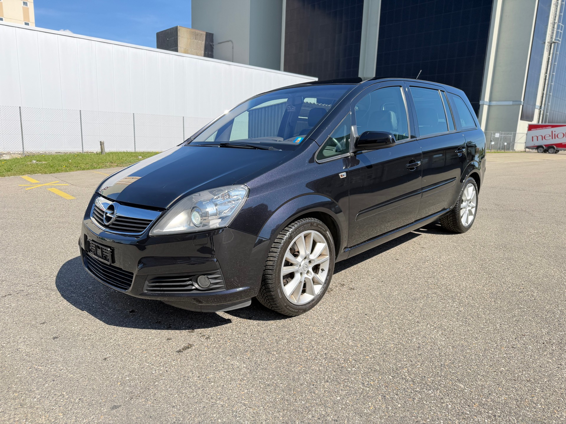 OPEL Zafira 2.0i 16V T Sport