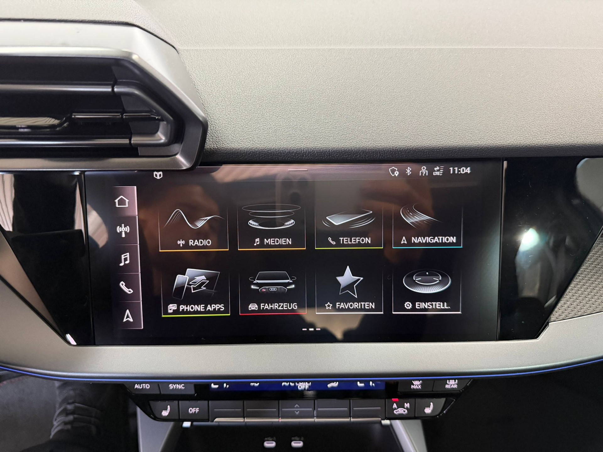 AUDI RS3 Limousine 2.5 TSI quattro S-tronic-image-11