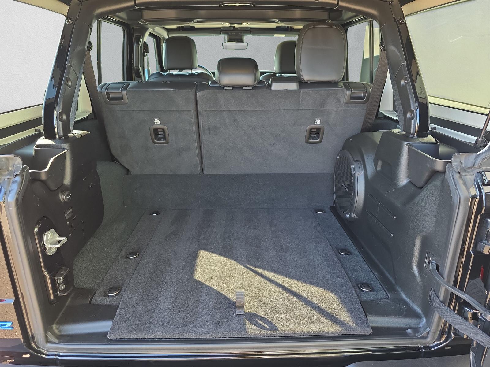 JEEP Wrangler Sahara 2.0 Turbo (CH) ** PHEV **-image-10