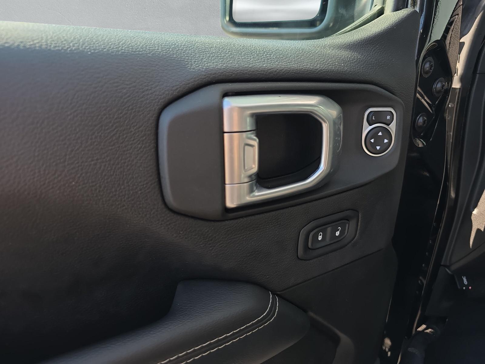 JEEP Wrangler Sahara 2.0 Turbo (CH) ** PHEV **-image-21