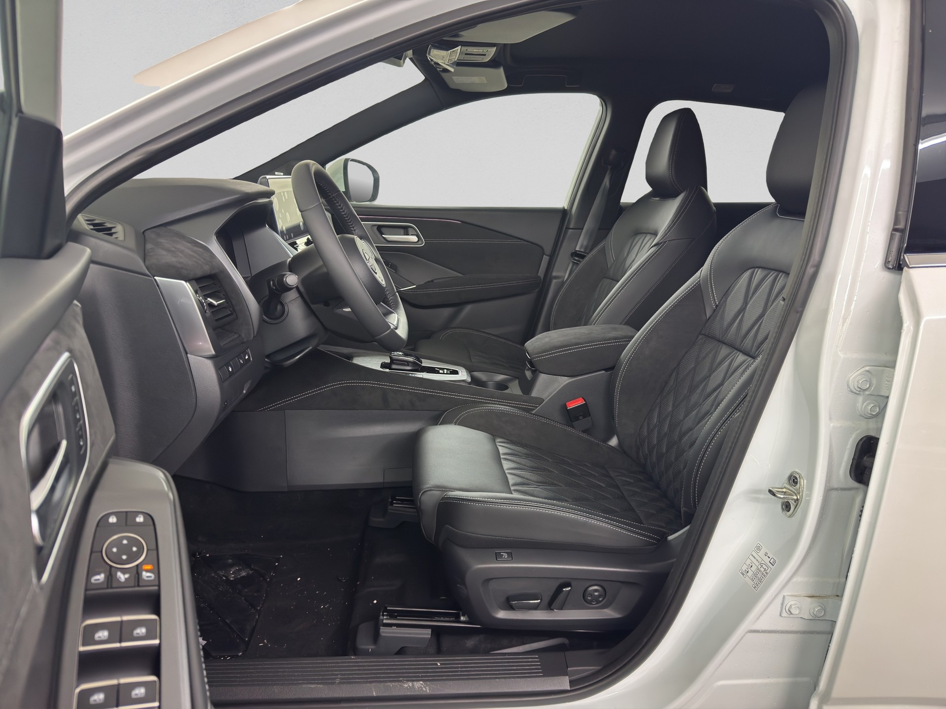 NISSAN Qashqai 1.5 VC-T e-Power Tekna+-image-8