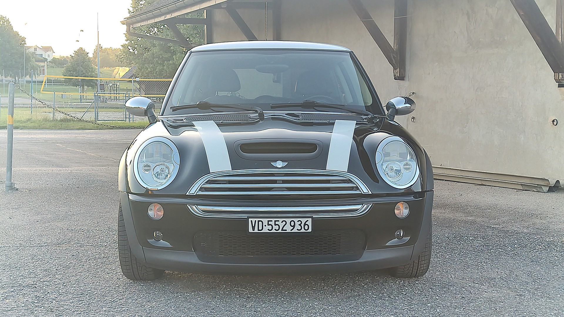 MINI 1.6i Cooper S-image-1