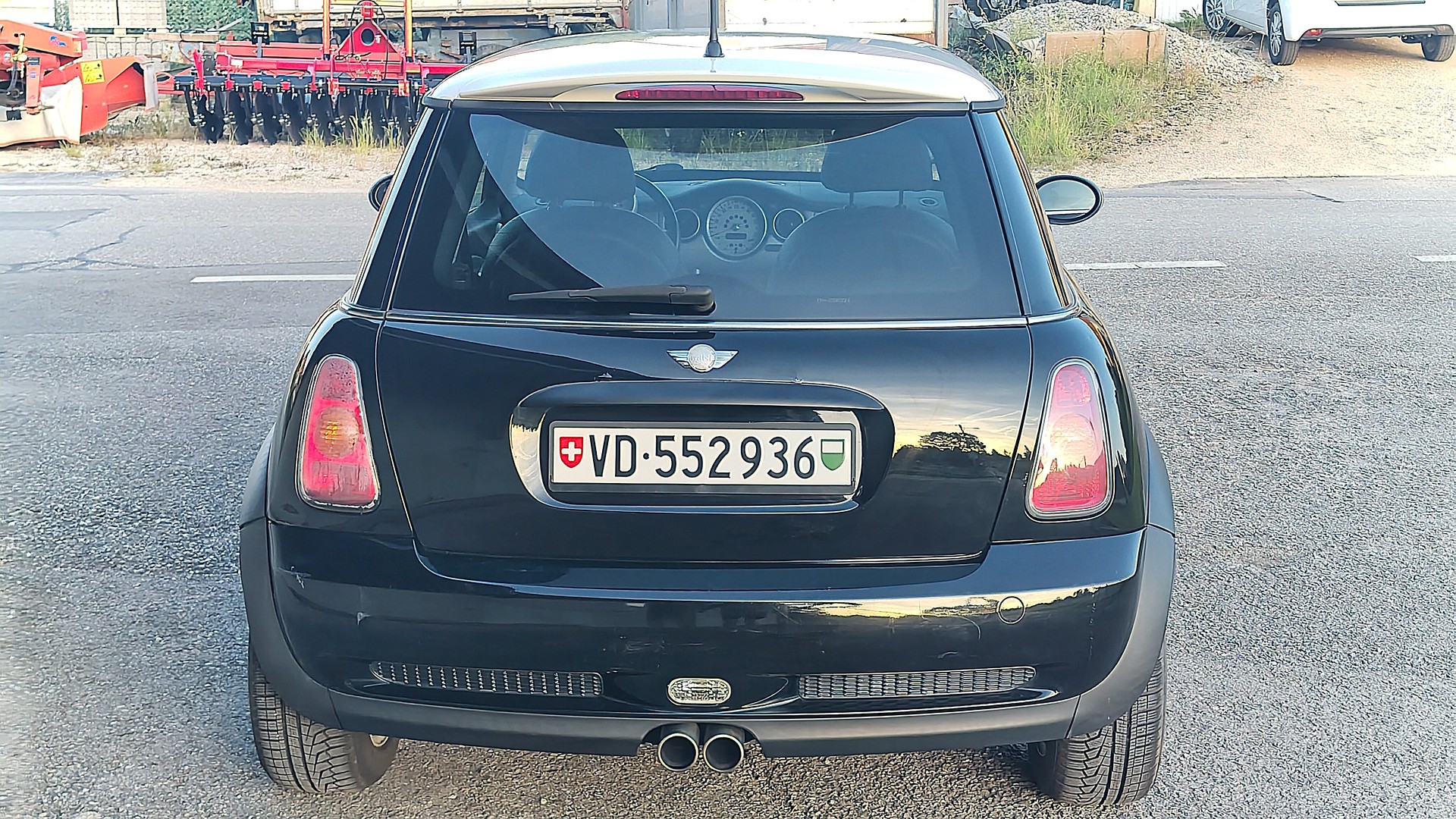 MINI 1.6i Cooper S-image-2