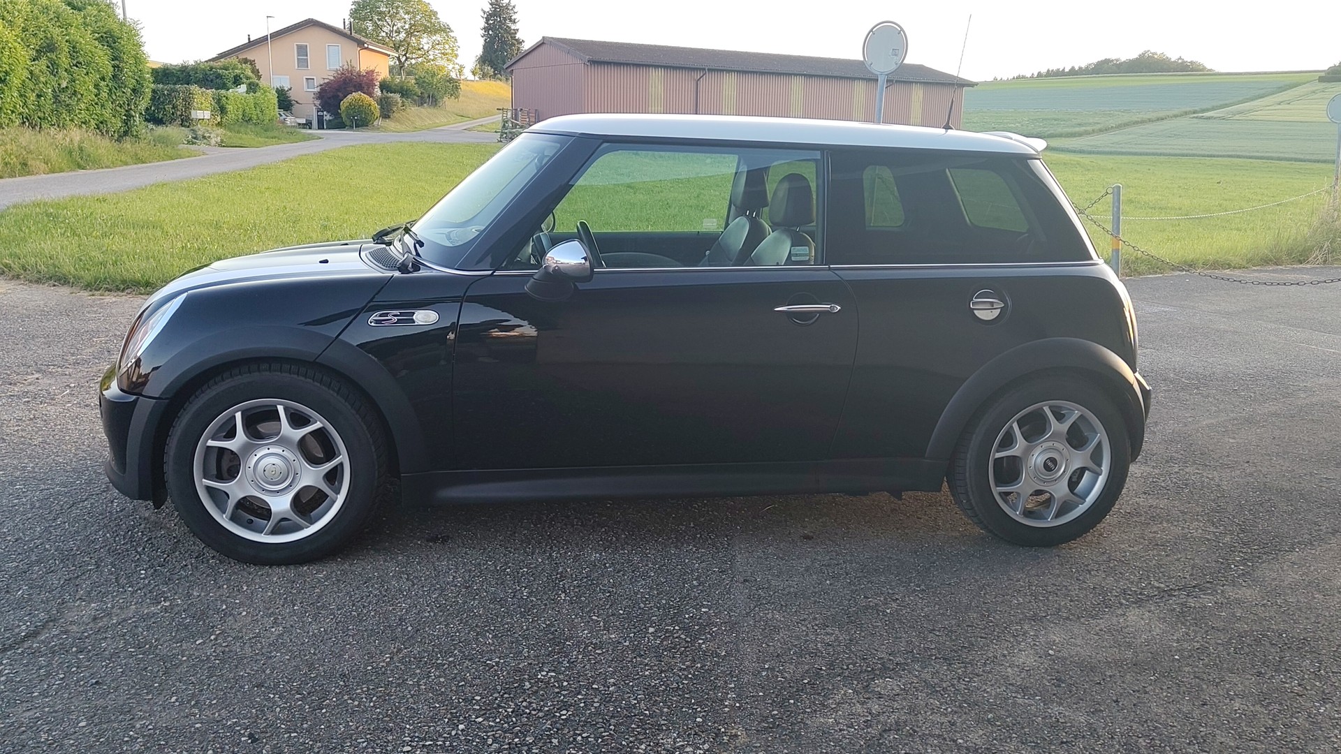 MINI 1.6i Cooper S-image-4