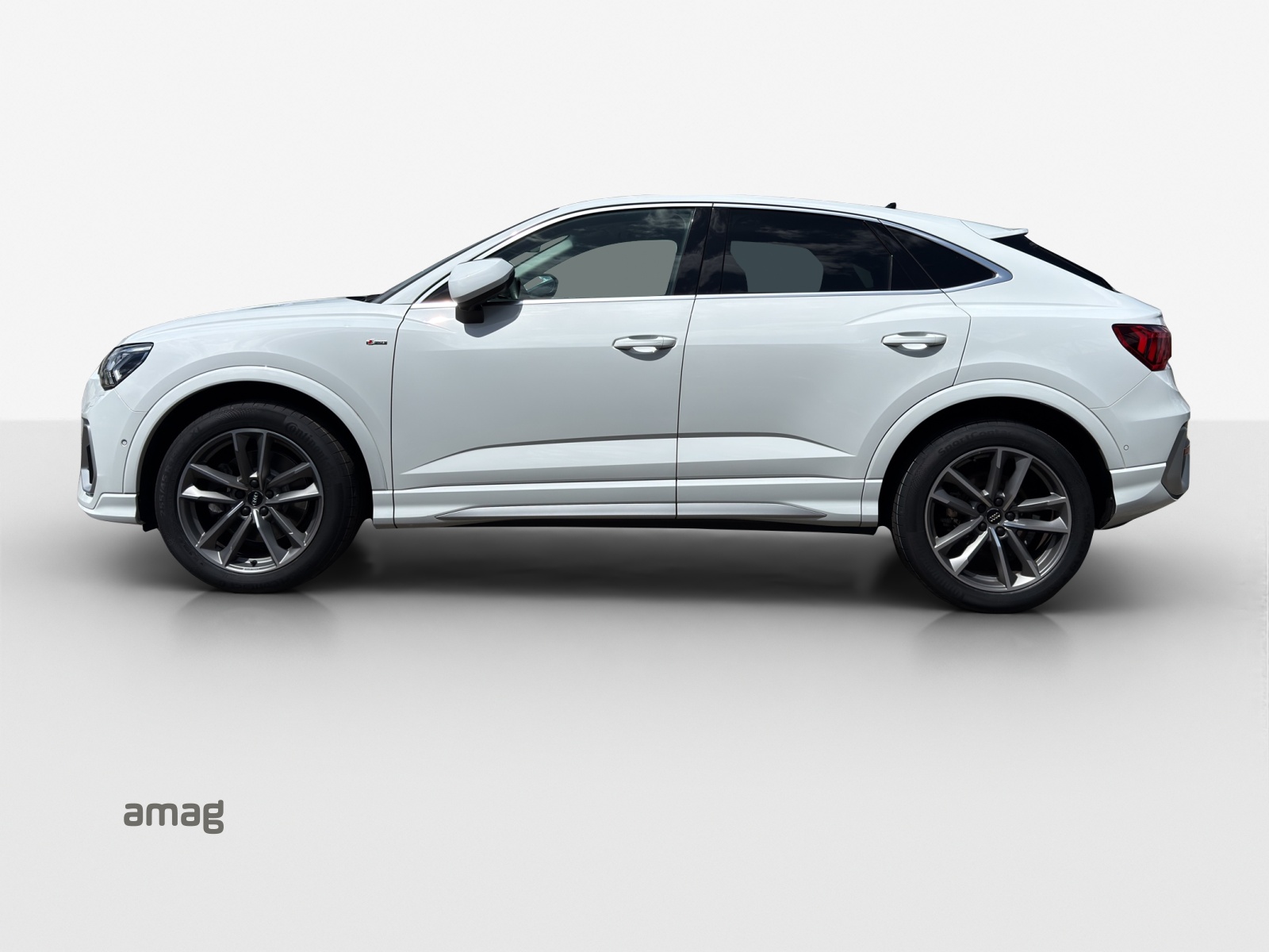 AUDI Q3 Sportback 45 TFSI S line quattro S-tronic-image-1