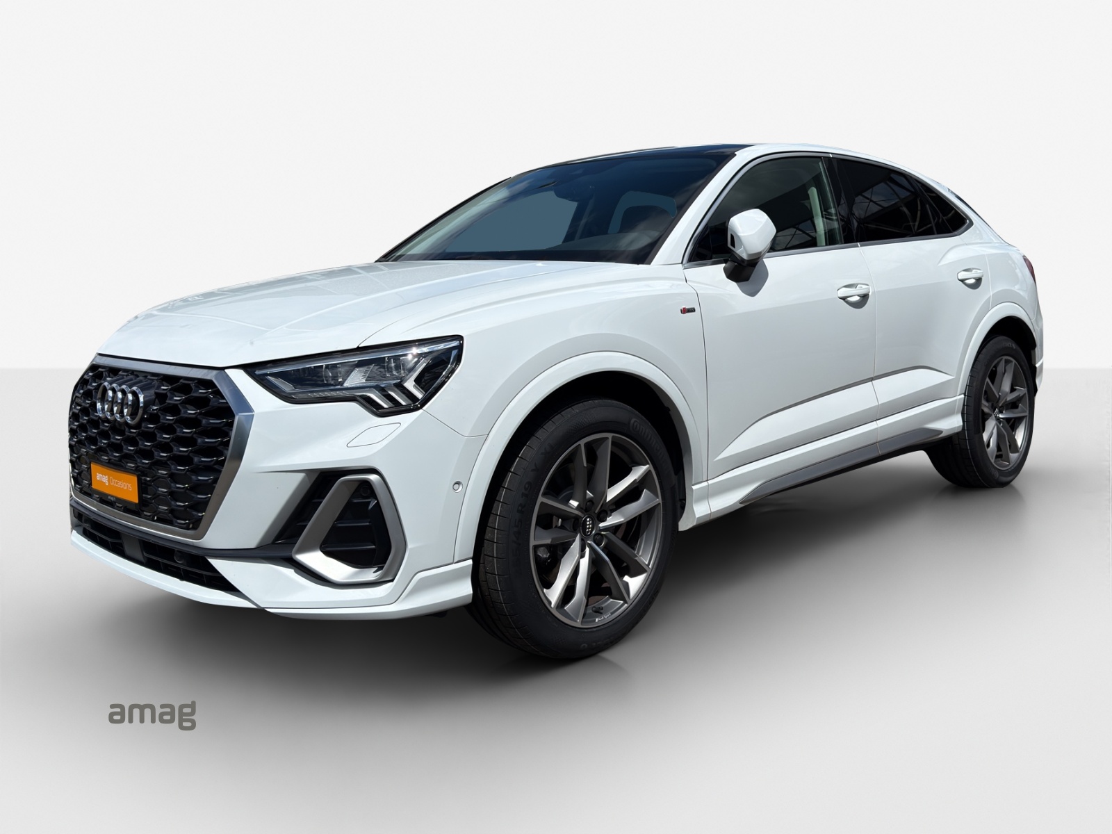 AUDI Q3 Sportback 45 TFSI S line quattro S-tronic-image-0