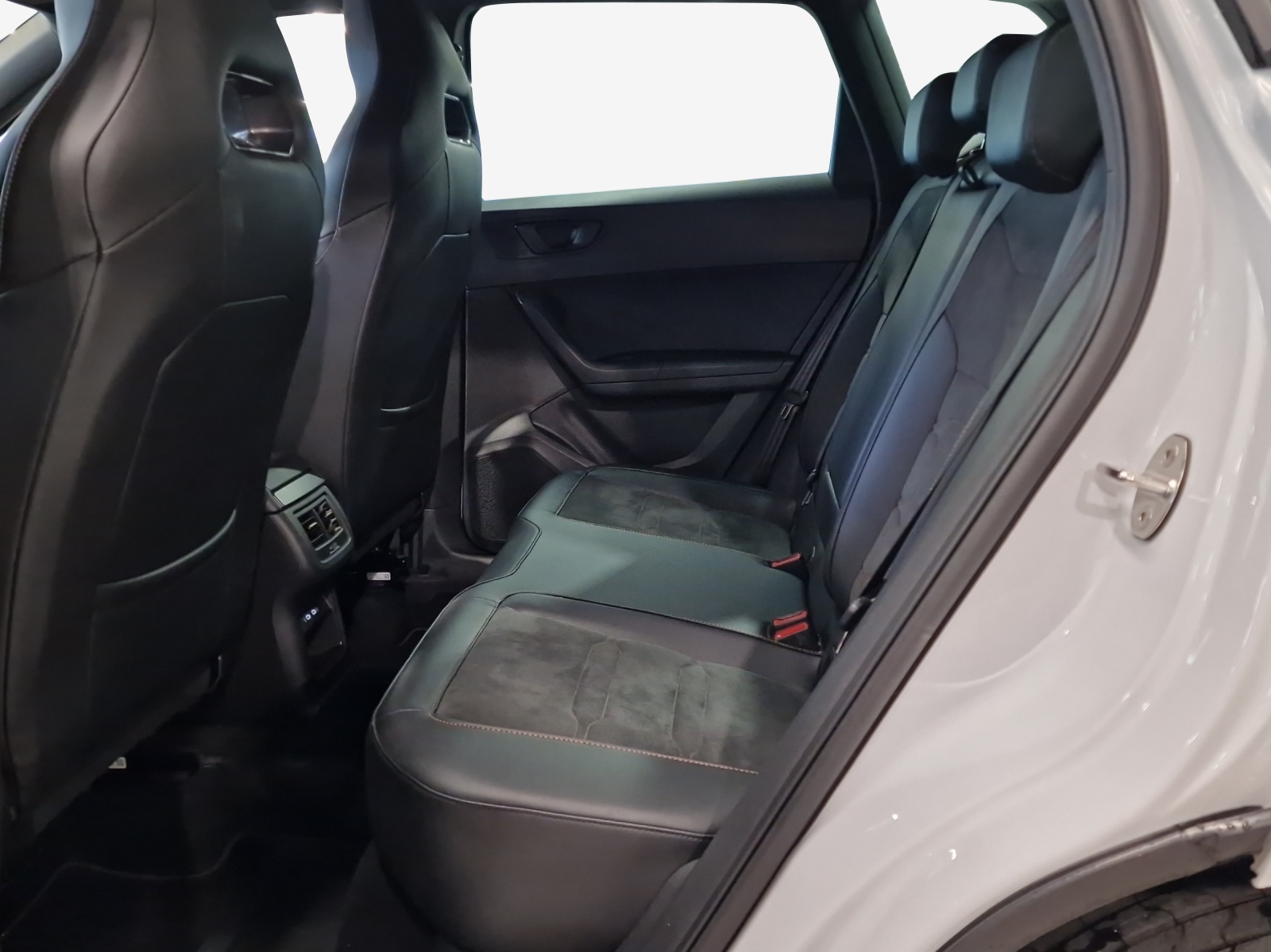 CUPRA Ateca 2.0TSI 4Drive DSG-image-11