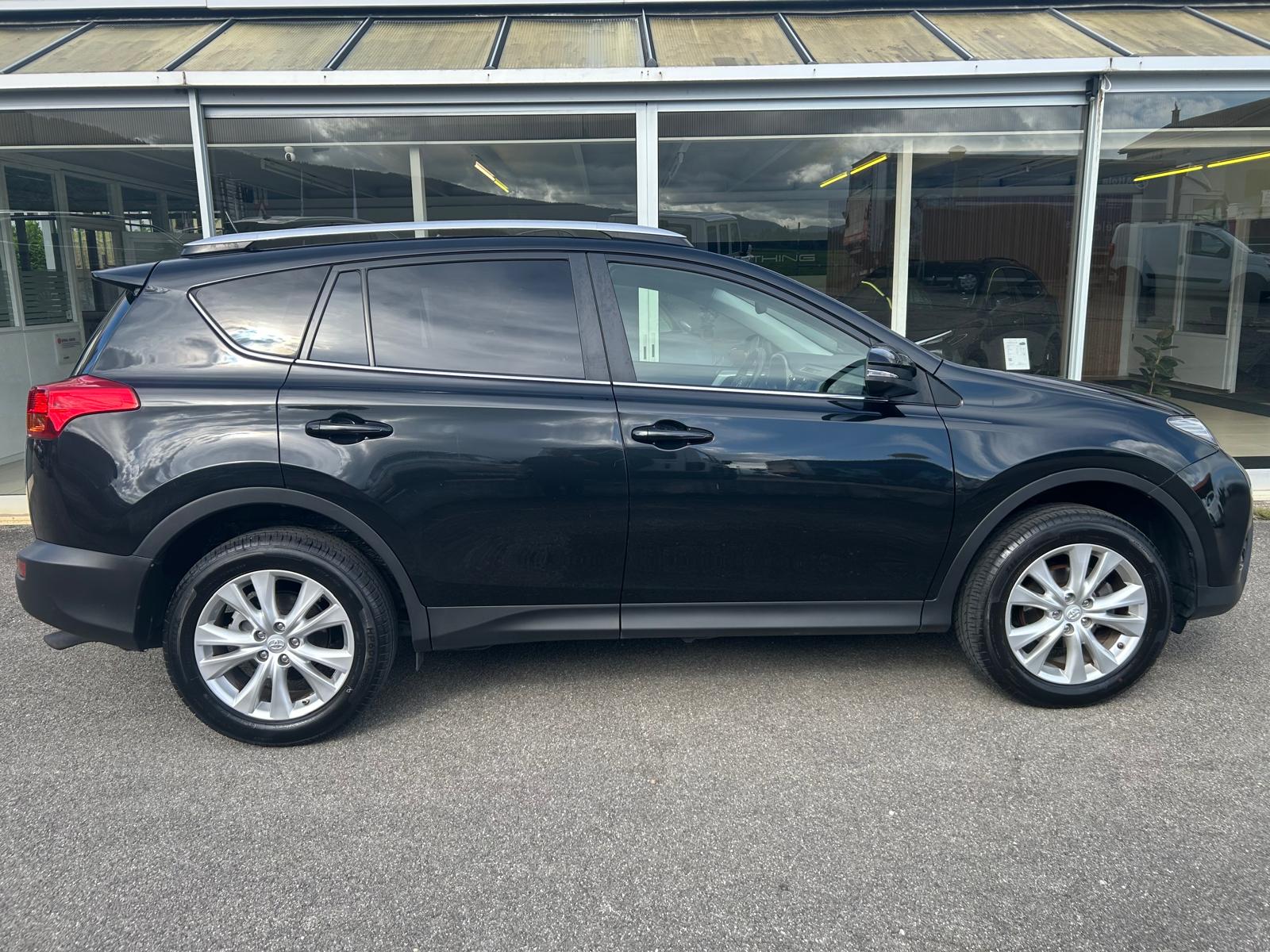 TOYOTA RAV-4 2.0 16V-image-1