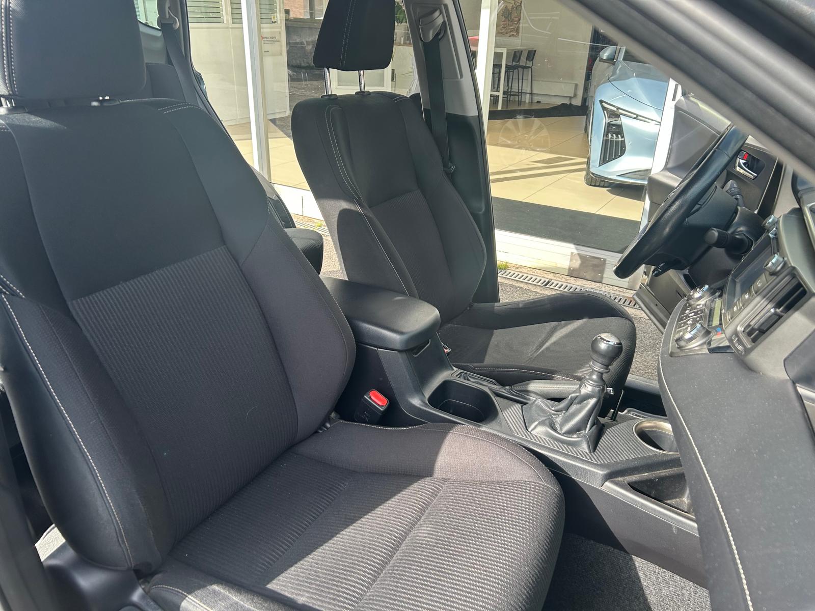 TOYOTA RAV-4 2.0 16V-image-11
