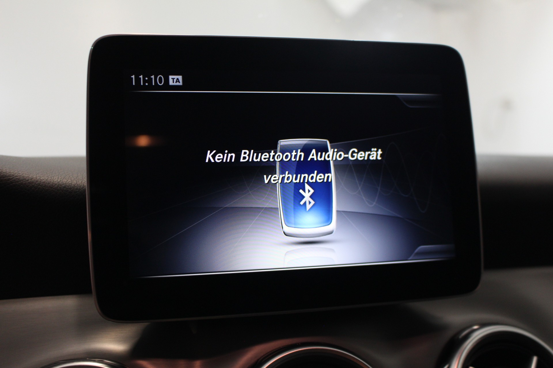 MERCEDES-BENZ GLA 200 Night Star-image-14