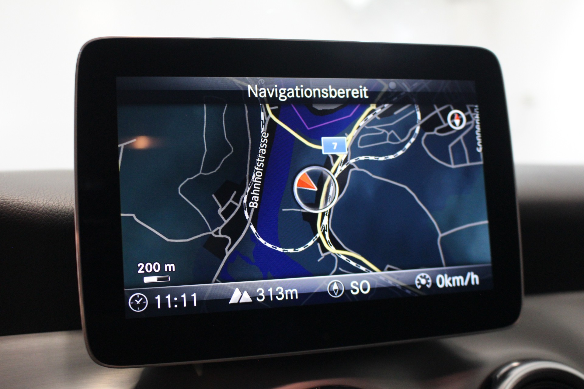 MERCEDES-BENZ GLA 200 Night Star-image-15