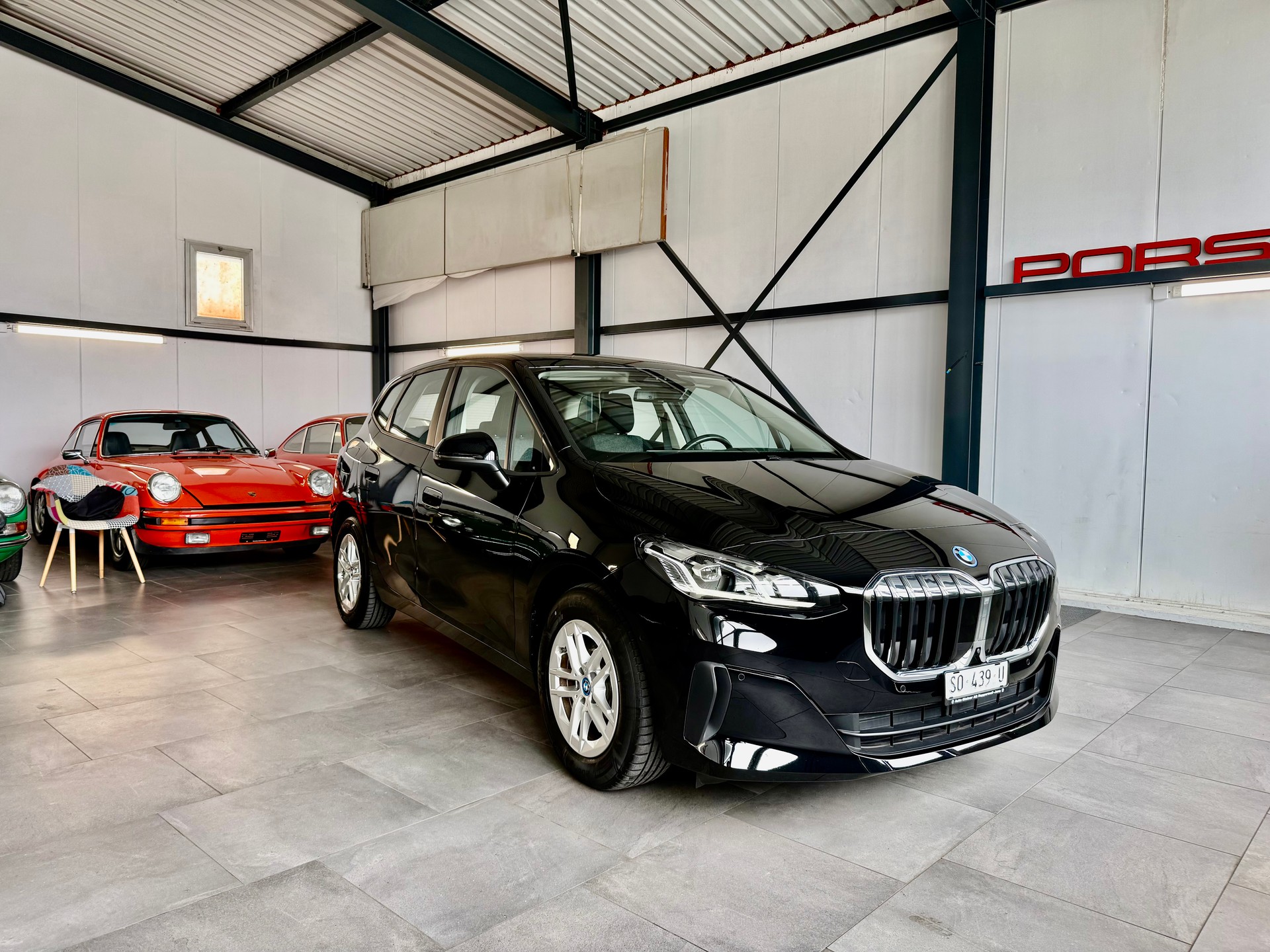 BMW 225e Sport xDrive Active Tourer-image-0