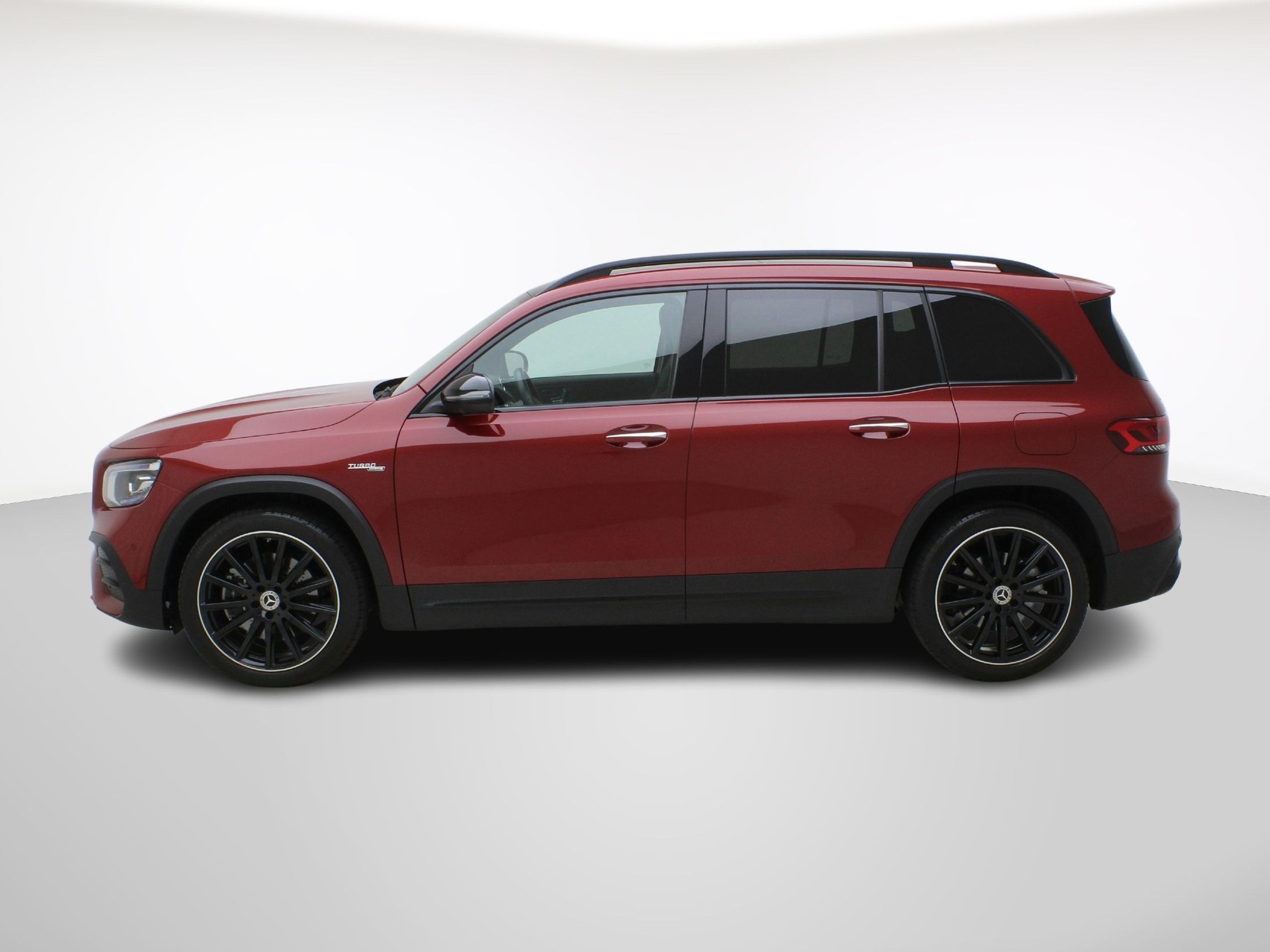 MERCEDES-BENZ GLB-Klasse GLB 250 AMG Line 4matic-image-2