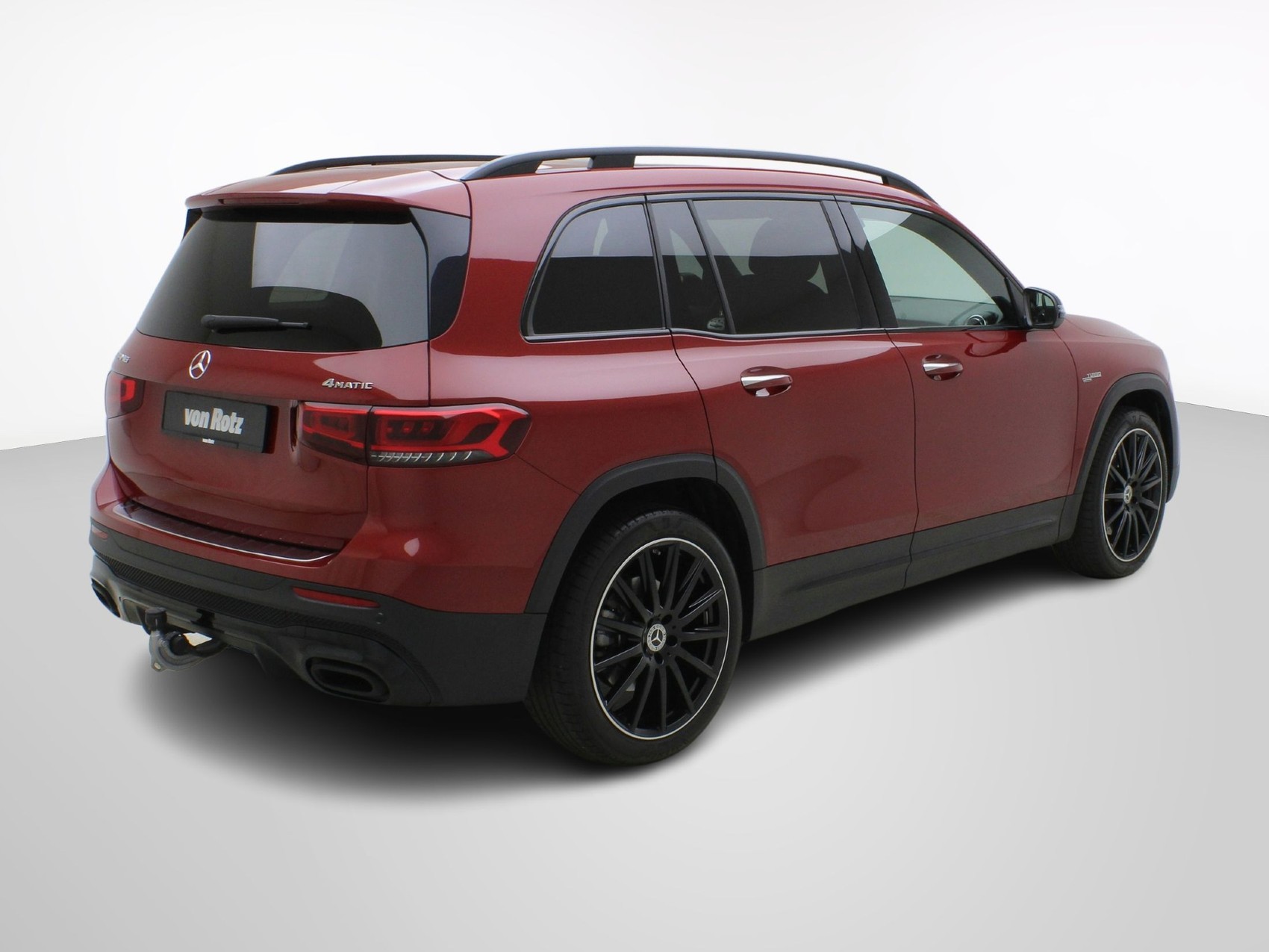 MERCEDES-BENZ GLB-Klasse GLB 250 AMG Line 4matic-image-4