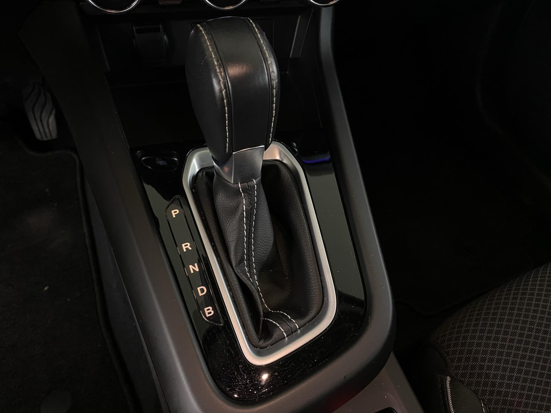 RENAULT Arkana 1.6 E-Tech Techno-image-16